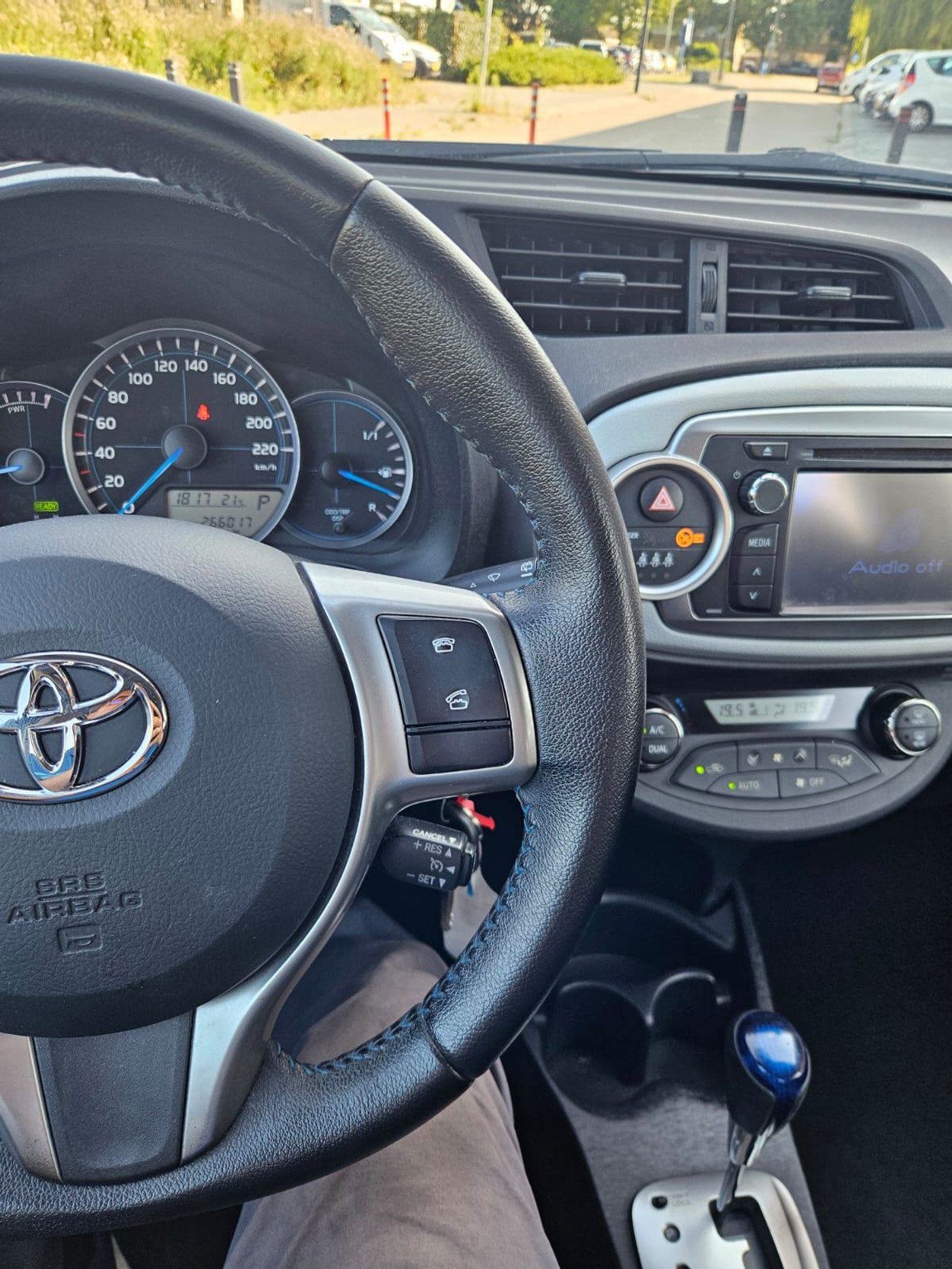 Foto van Toyota Toyota Yaris Hybrid