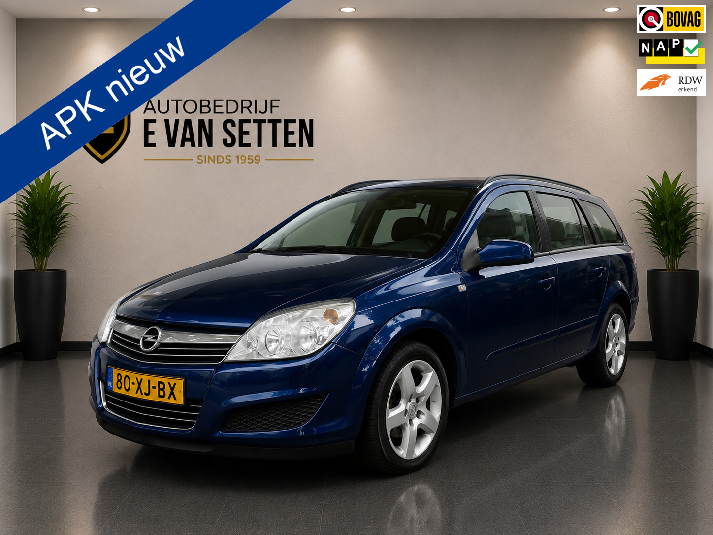 Opel Astra Station Wagon 1.6 Business Airco/Trekhaak 2007 - voorkant