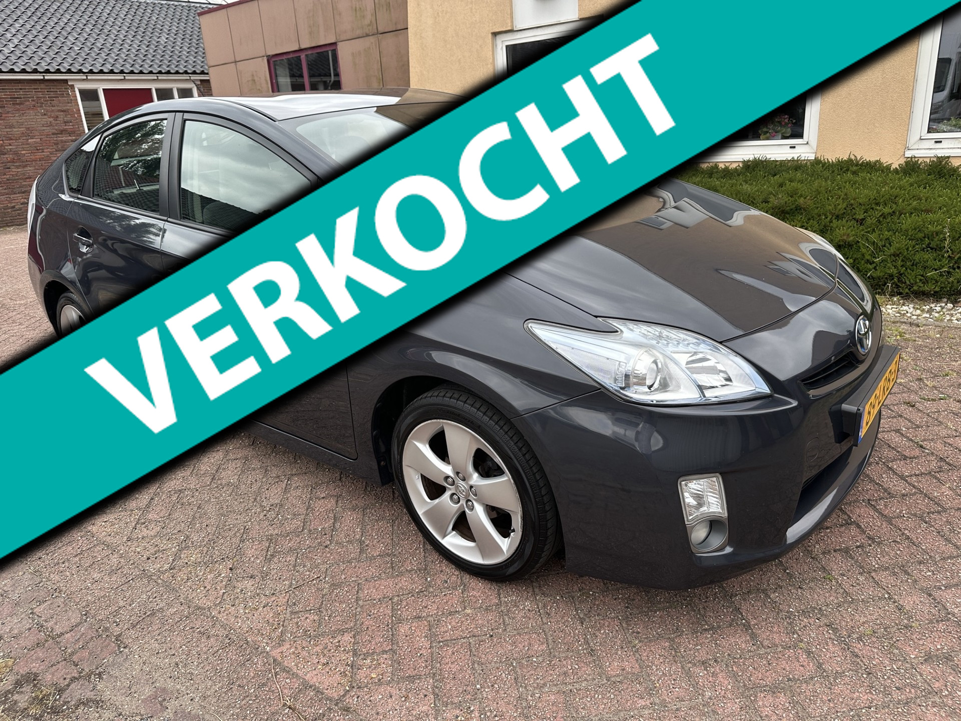 Toyota Toyota Prius 1.8 Aspiration NAVI/KLIMAAT NAP APK DEALER OH 2010 - voorkant