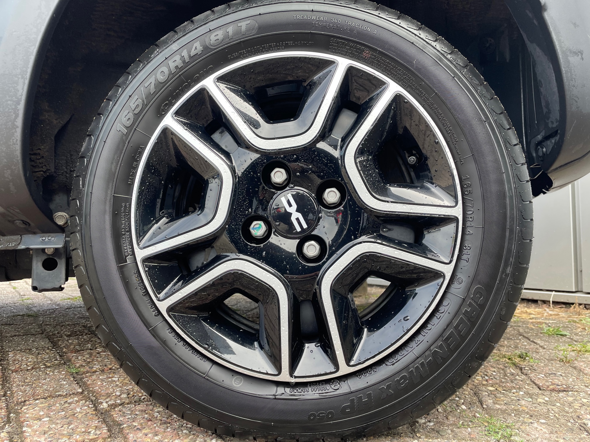 Foto van Dacia Spring