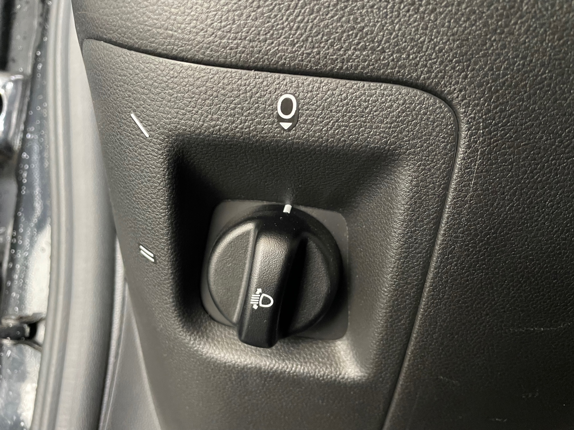 Foto van Dacia Spring