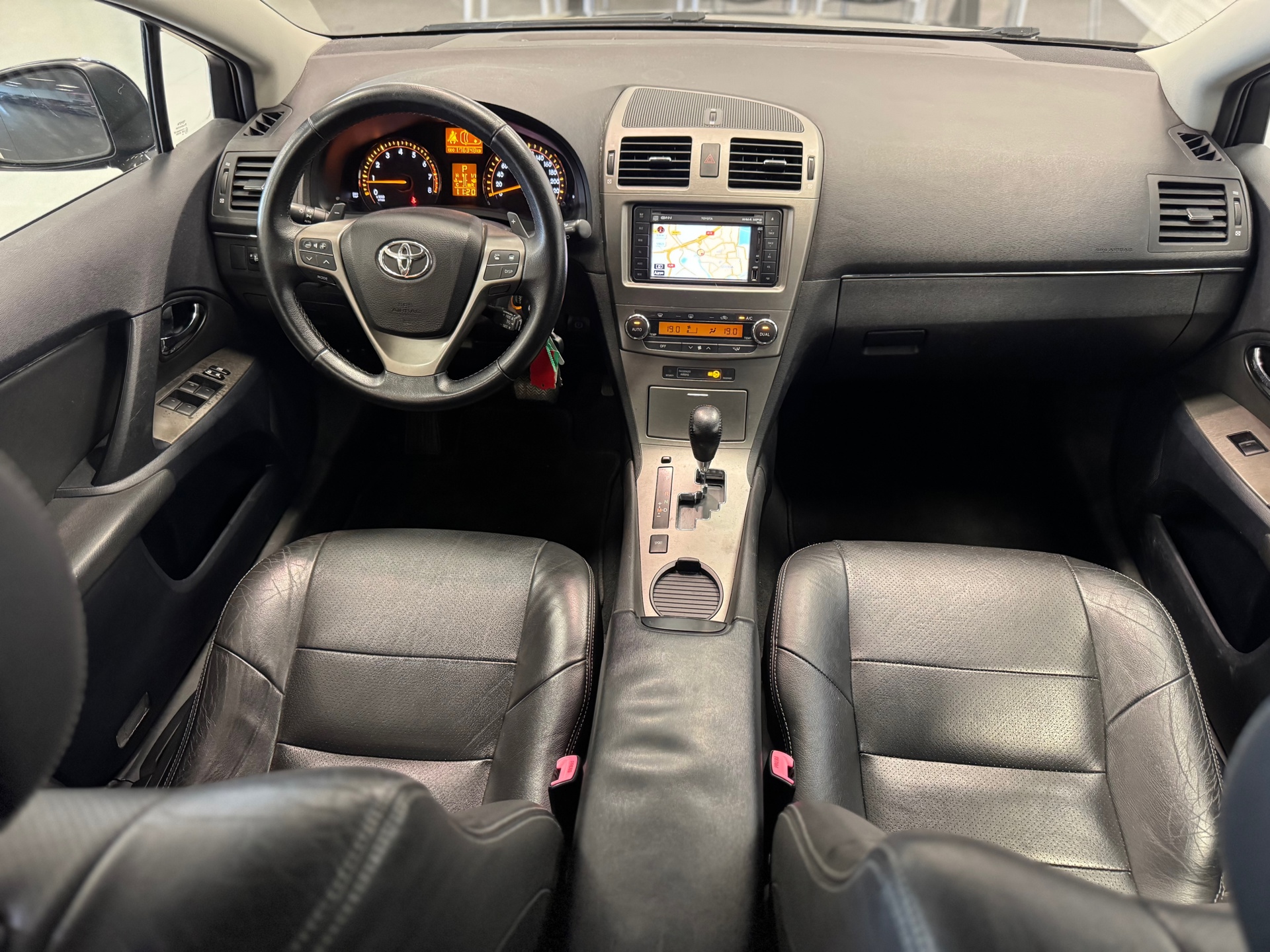 Foto van Toyota Toyota Avensis