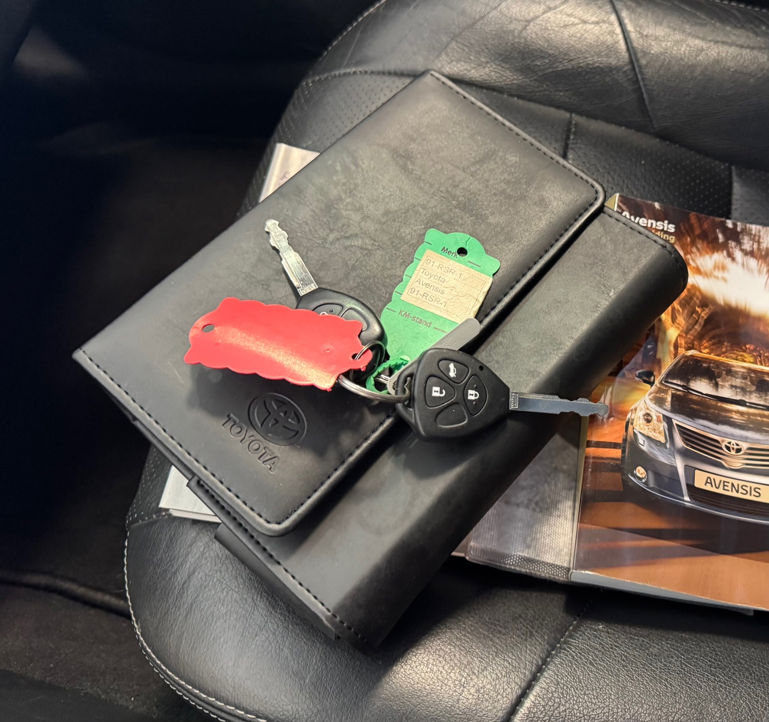Foto van Toyota Toyota Avensis