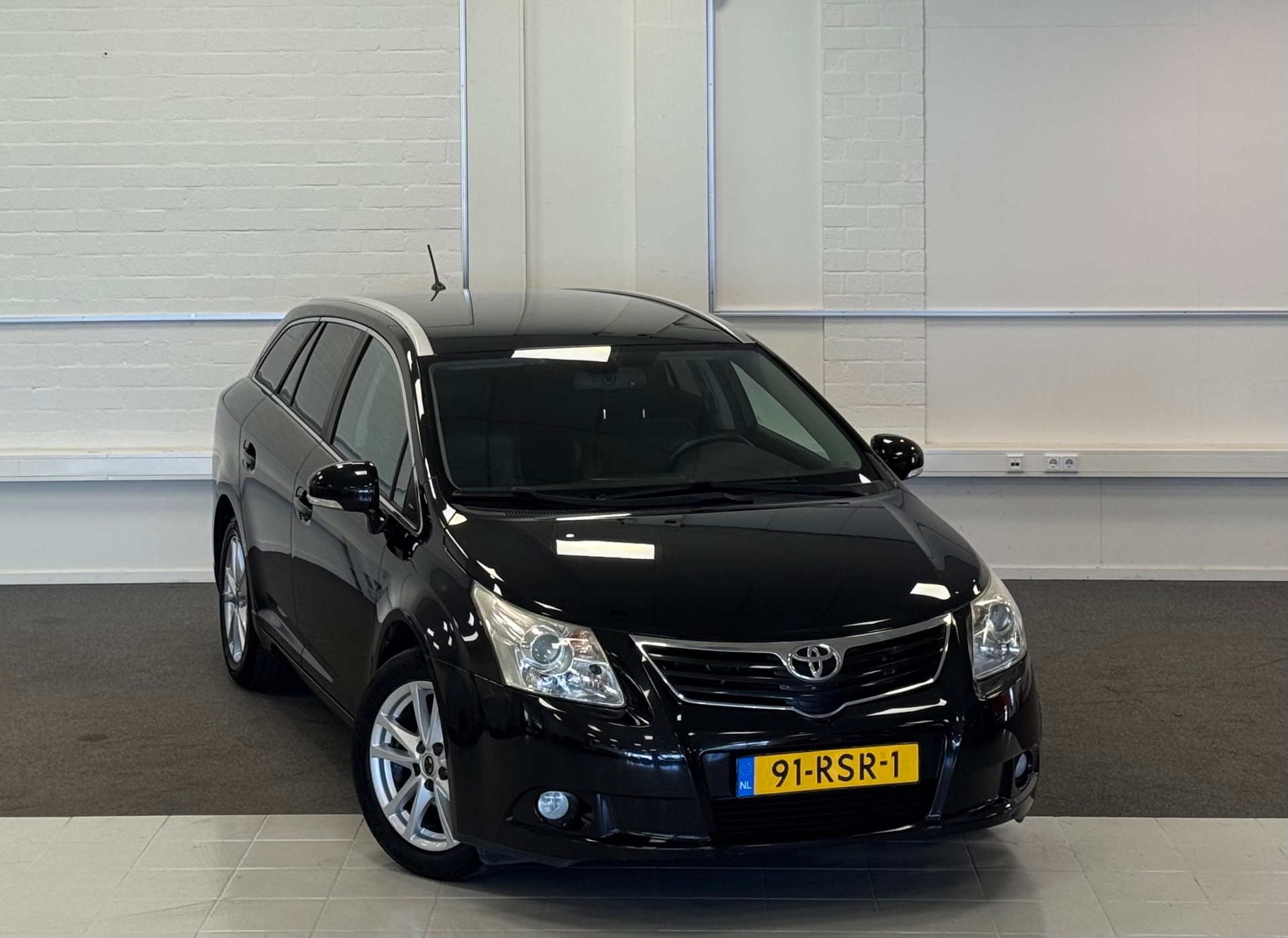 Foto van Toyota Toyota Avensis
