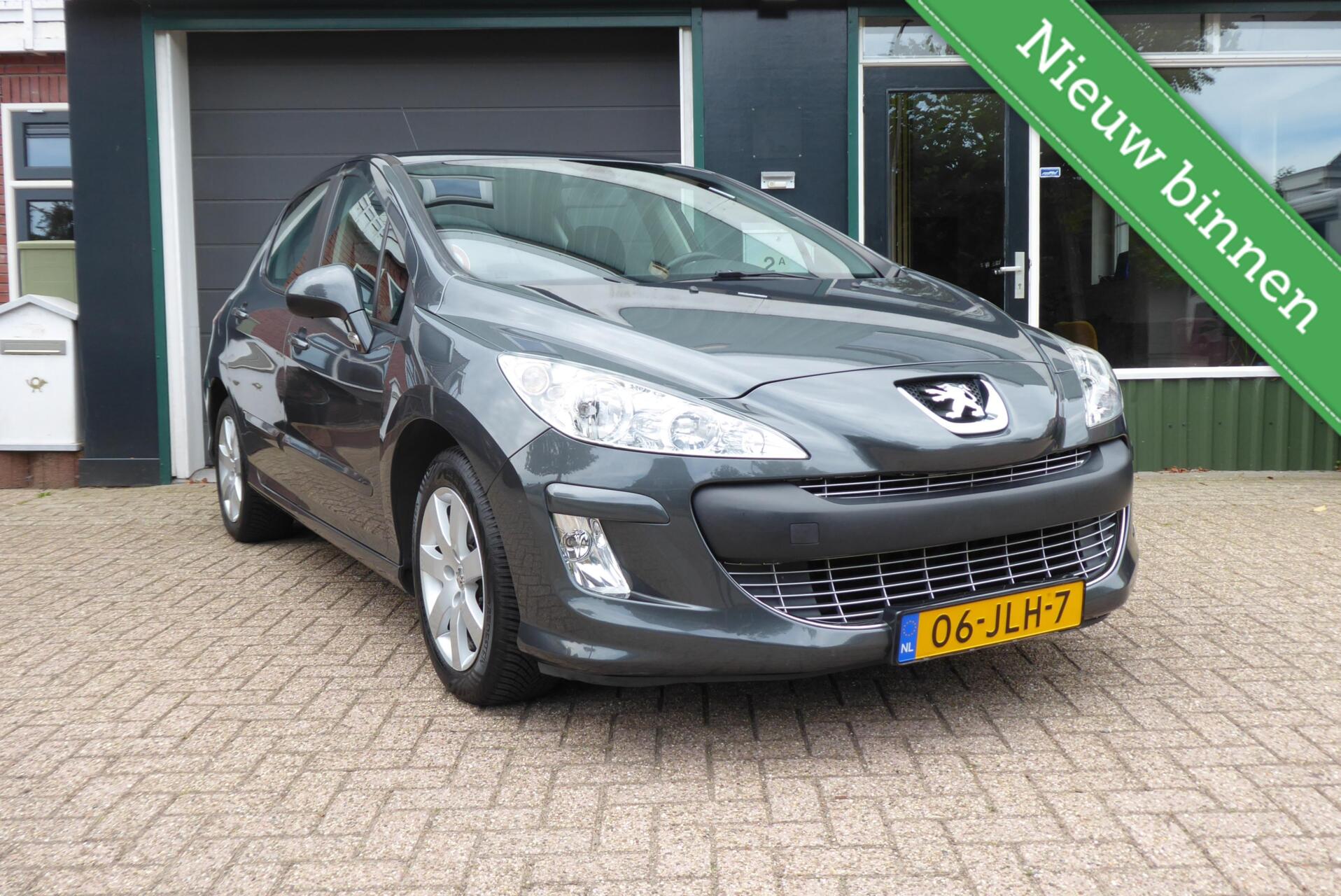 Peugeot 308 1.6 VTi Style, 2009, Trekhaak, 166.085 Kilometer 2009 - voorkant