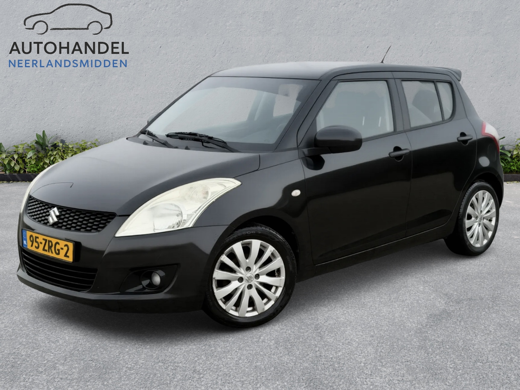 Suzuki Swift 1.2 Bandit EASSS airco cruise control nap 2013 - voorkant