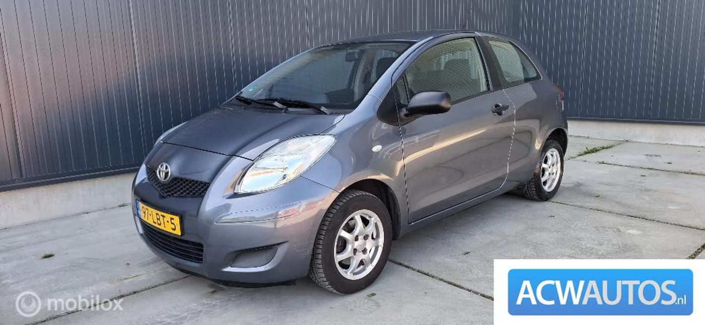 Toyota Toyota Yaris 1.0 VVTi Acces Limited 2010 - voorkant