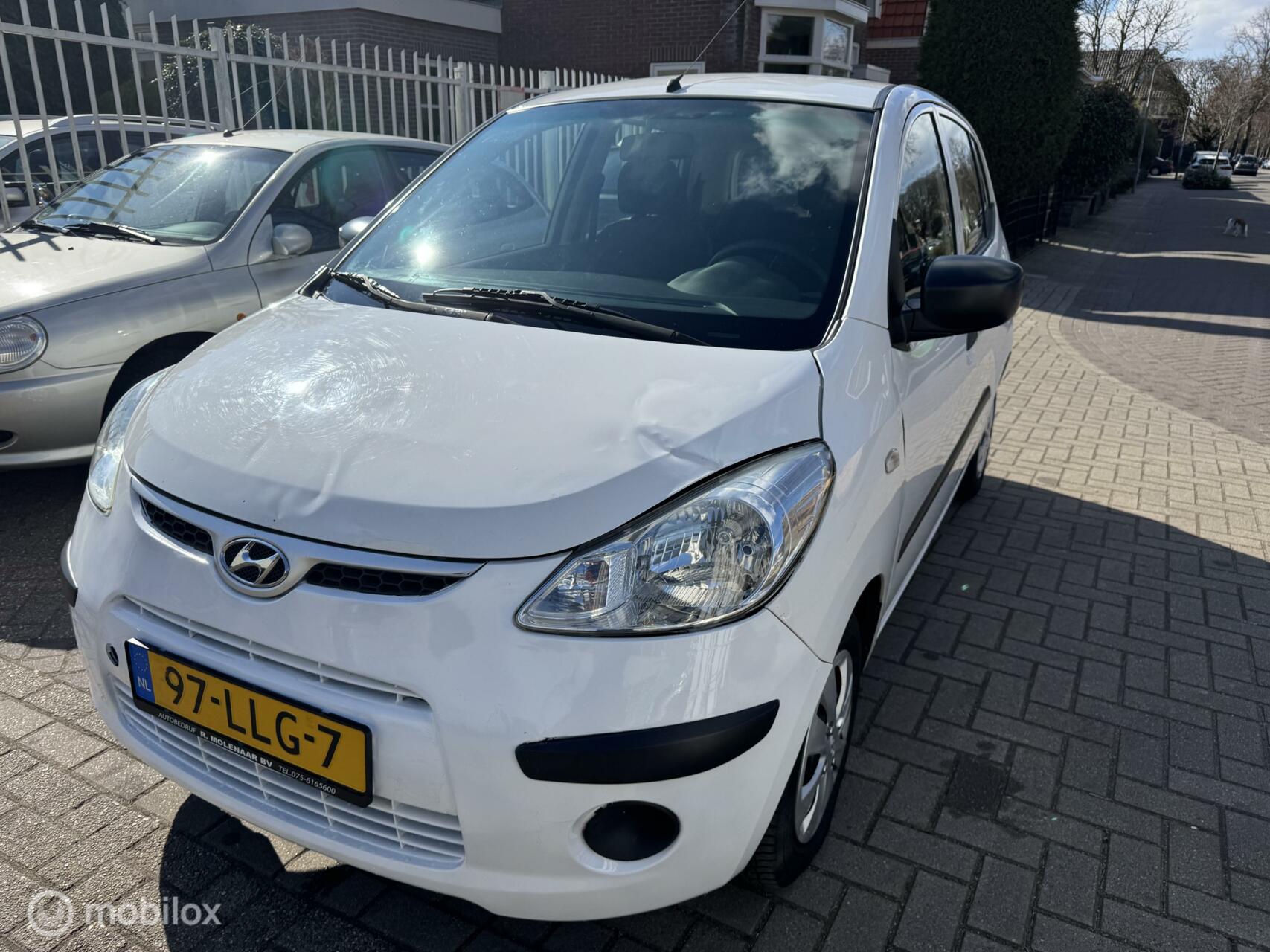 Hyundai I10 1.1 Pure 2010 - voorkant