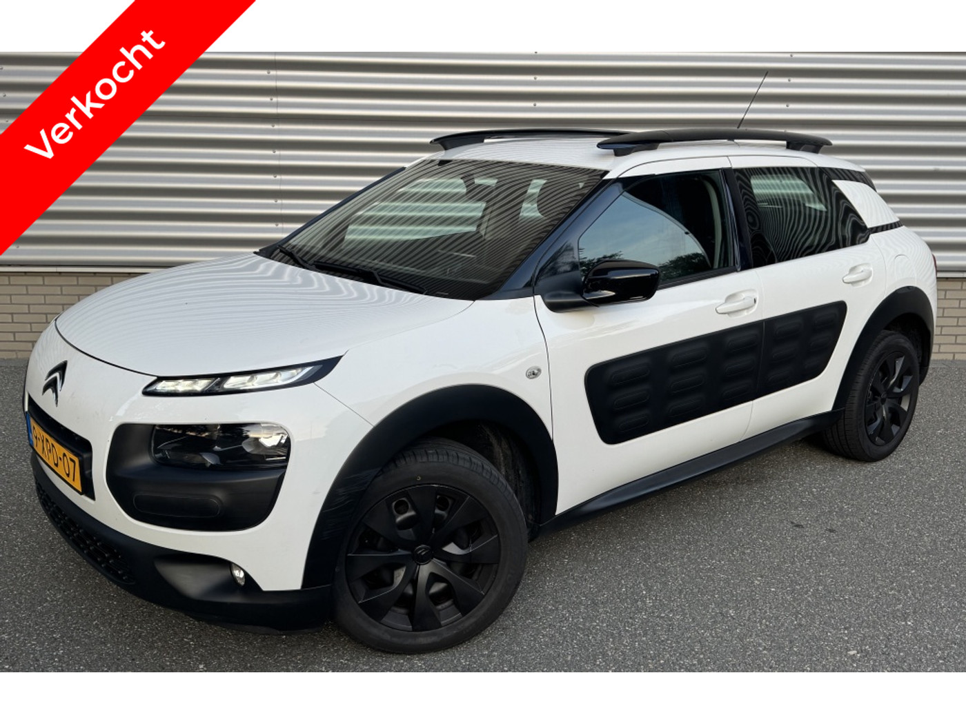 Citroen C4 Cactus 1.2 e-VTi Feel AUTOMAAT! 2014 - voorkant