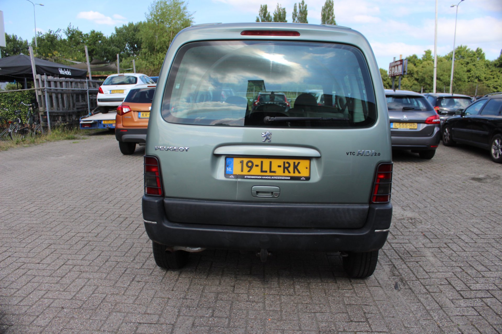Foto van Peugeot Partner