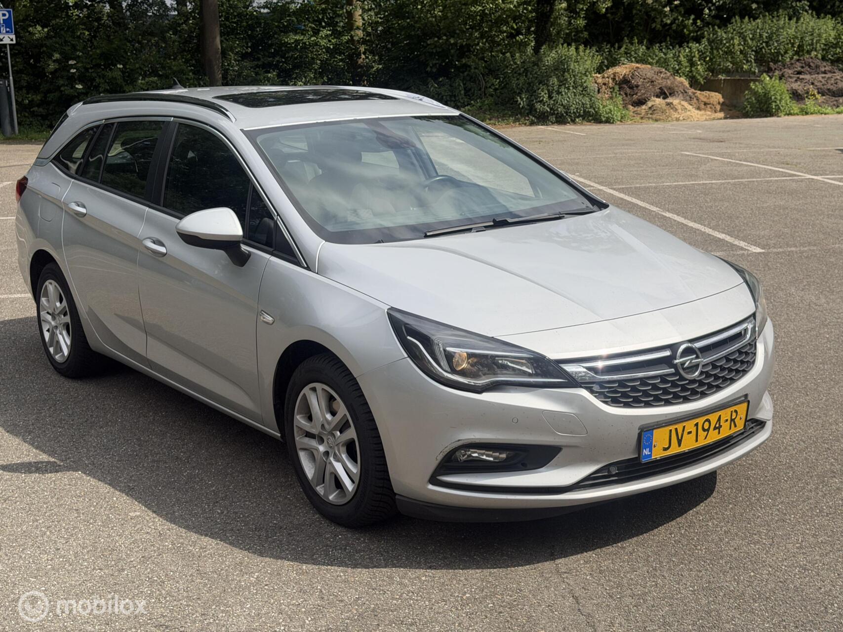 Foto van Opel Astra Sports Tourer