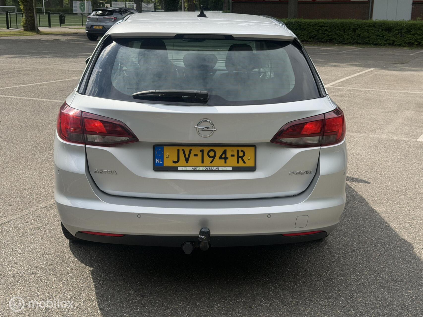 Foto van Opel Astra Sports Tourer