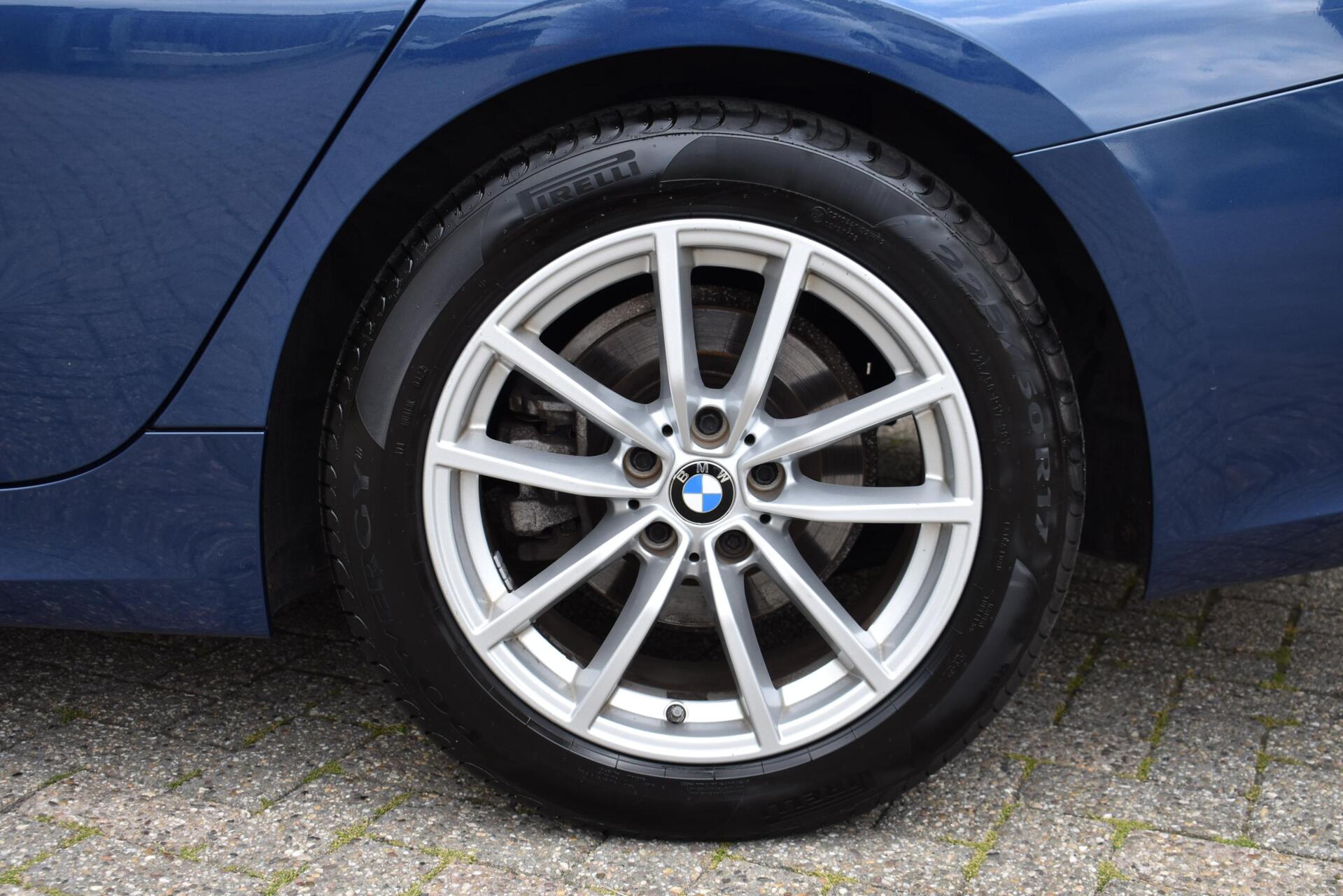 Foto van BMW 320i