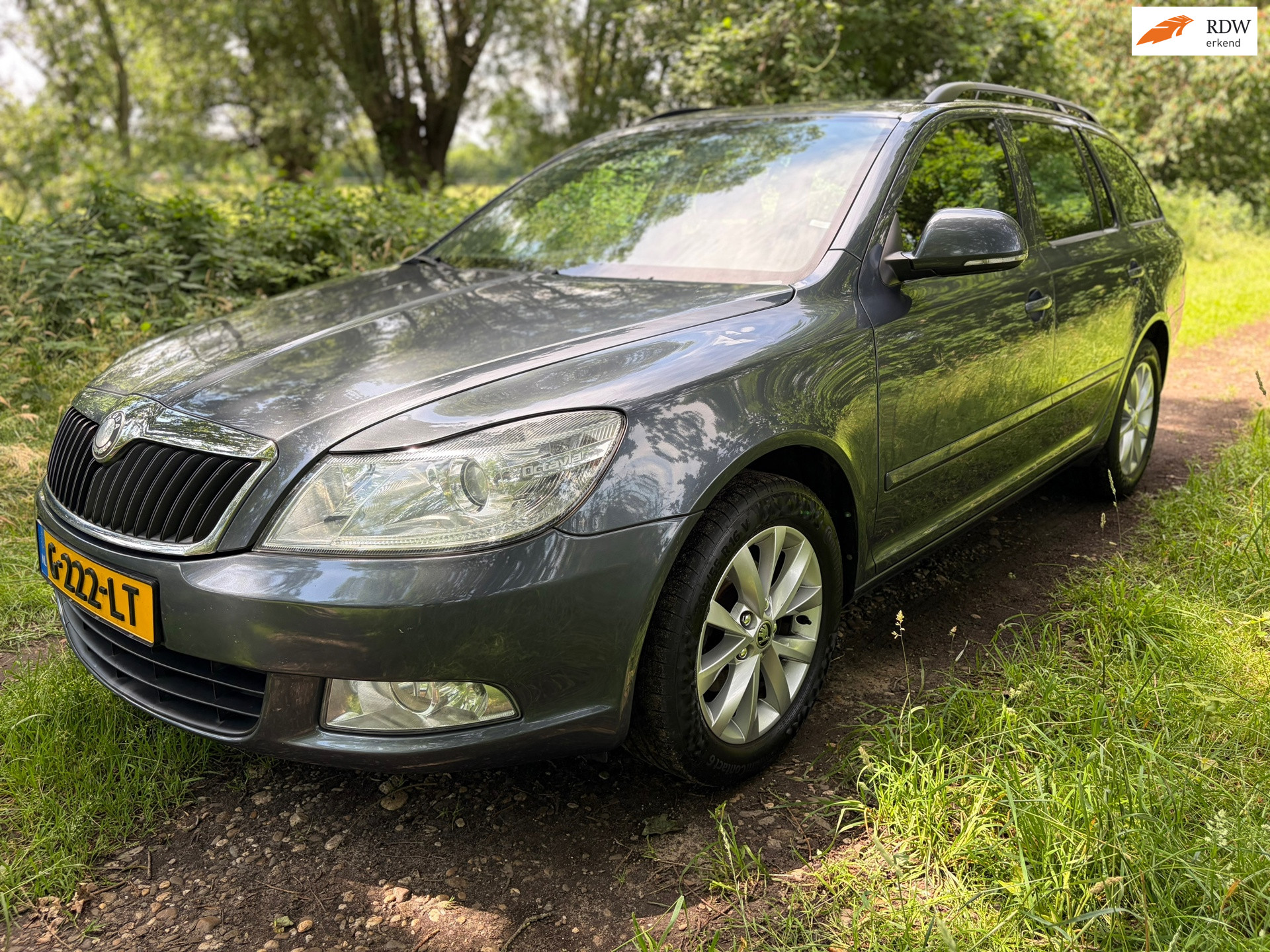 Skoda Octavia 1.4 TSI Ambition/Airco/NEW APK! /Cruise 2009 - voorkant