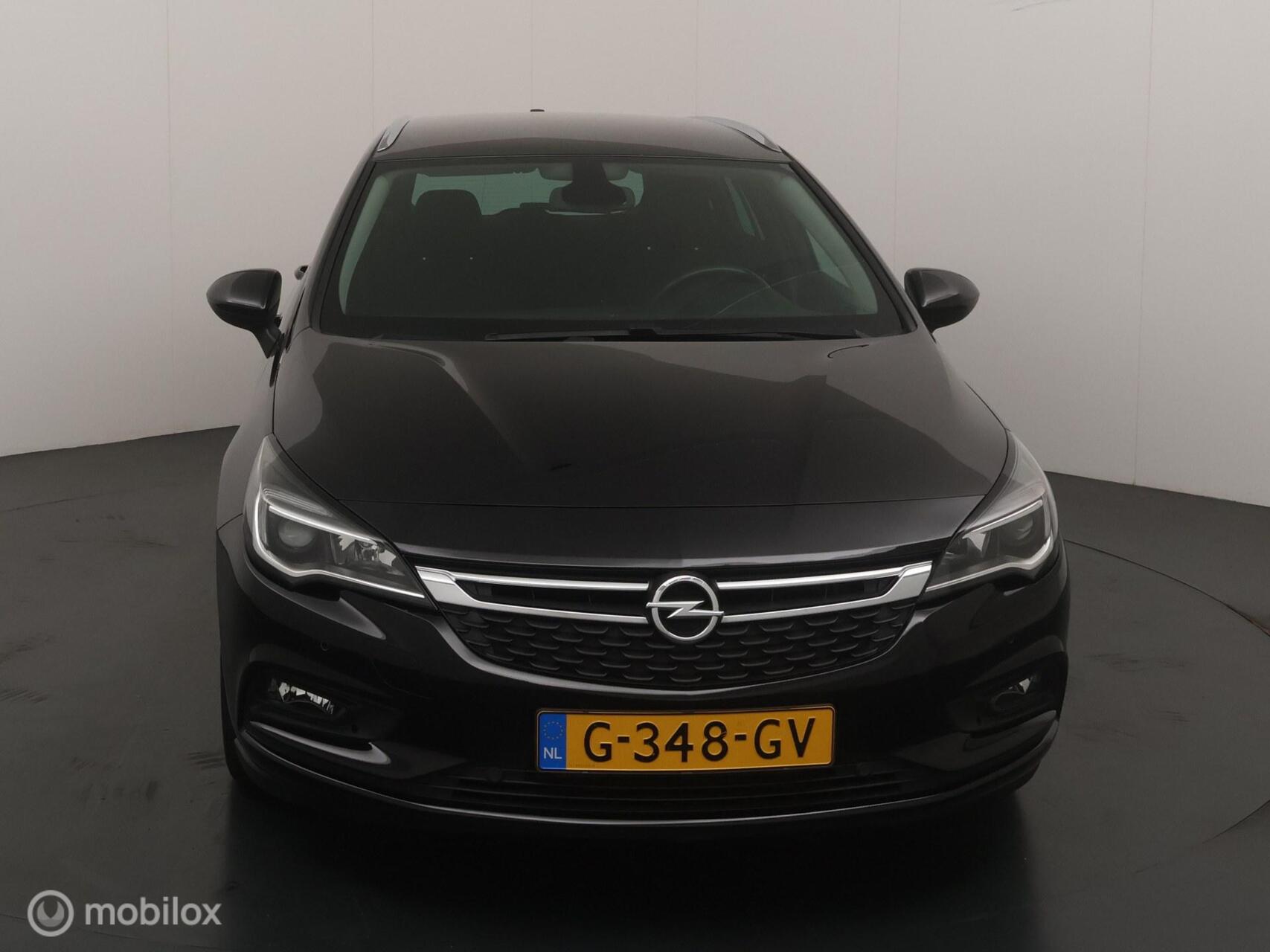 Foto van Opel Astra Sports Tourer
