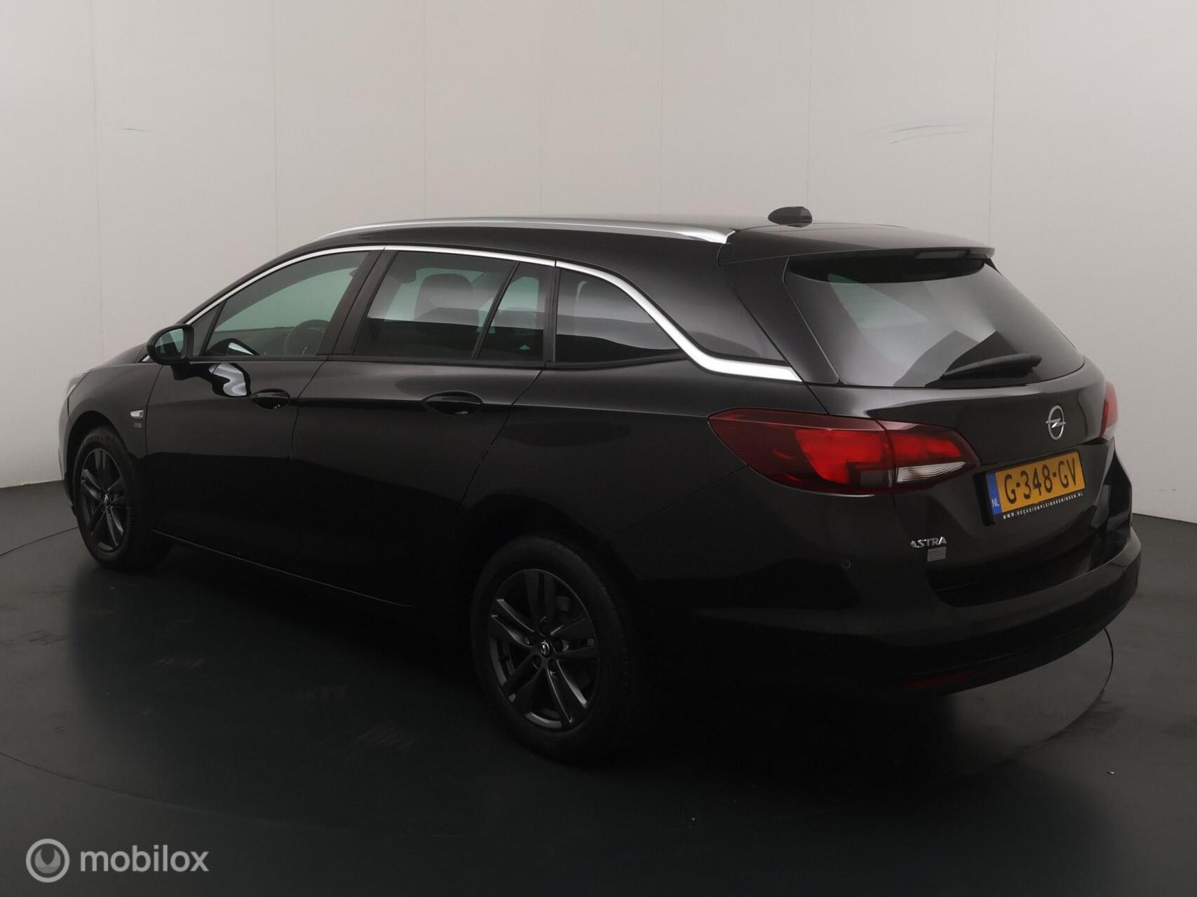 Foto van Opel Astra Sports Tourer