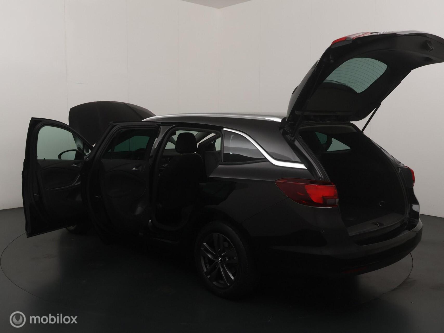 Foto van Opel Astra Sports Tourer