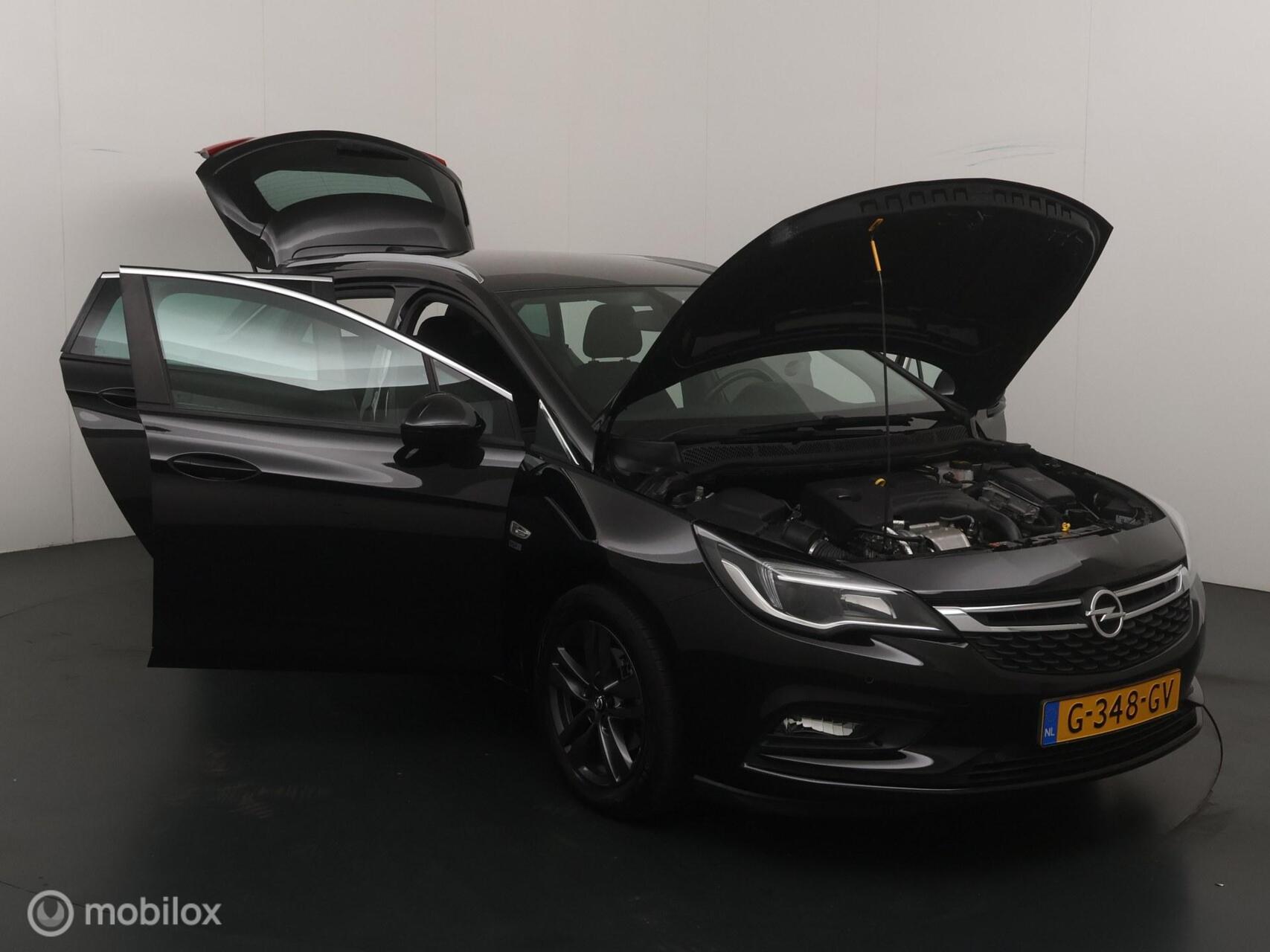 Foto van Opel Astra Sports Tourer