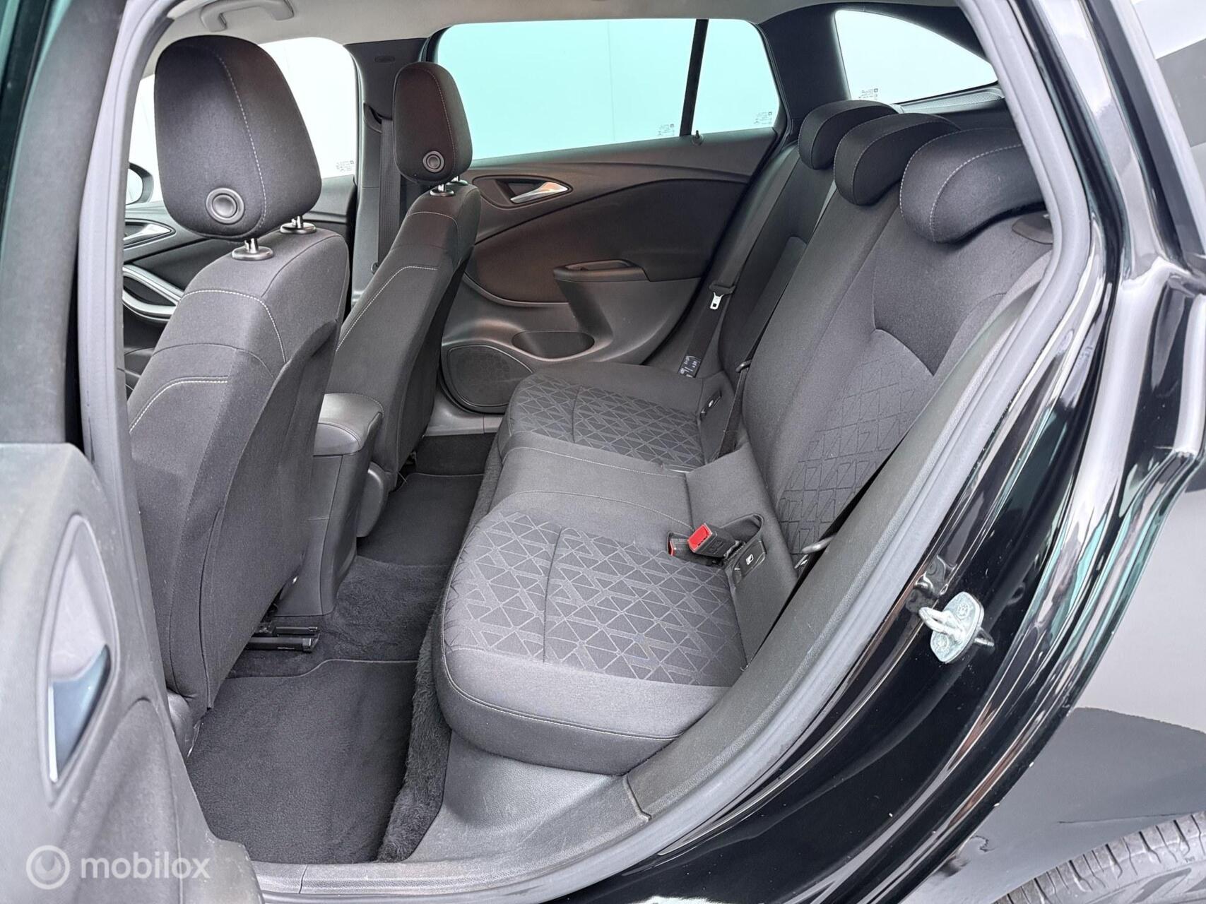 Foto van Opel Astra Sports Tourer