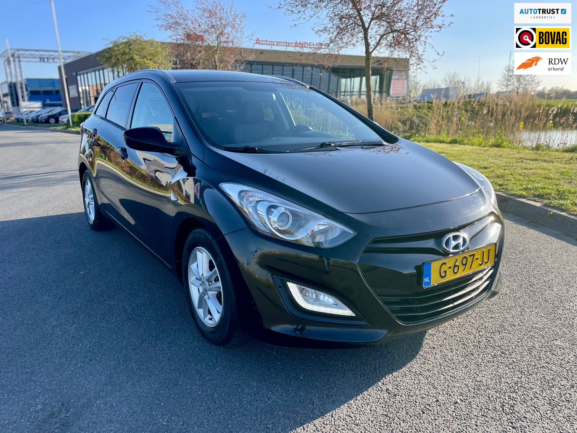 Hyundai I 30 1.6 GDI Business Edition, Aut, Climate, Pdc, Bluetooth, Elekr ramen, Radio-CD/MP3 speler, Volledig onderhouden! 2013 - voorkant