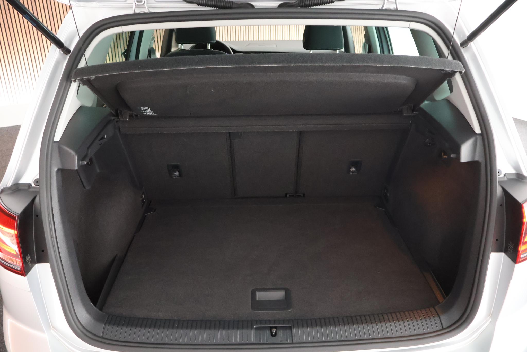 Foto van Volkswagen Golf Sportsvan