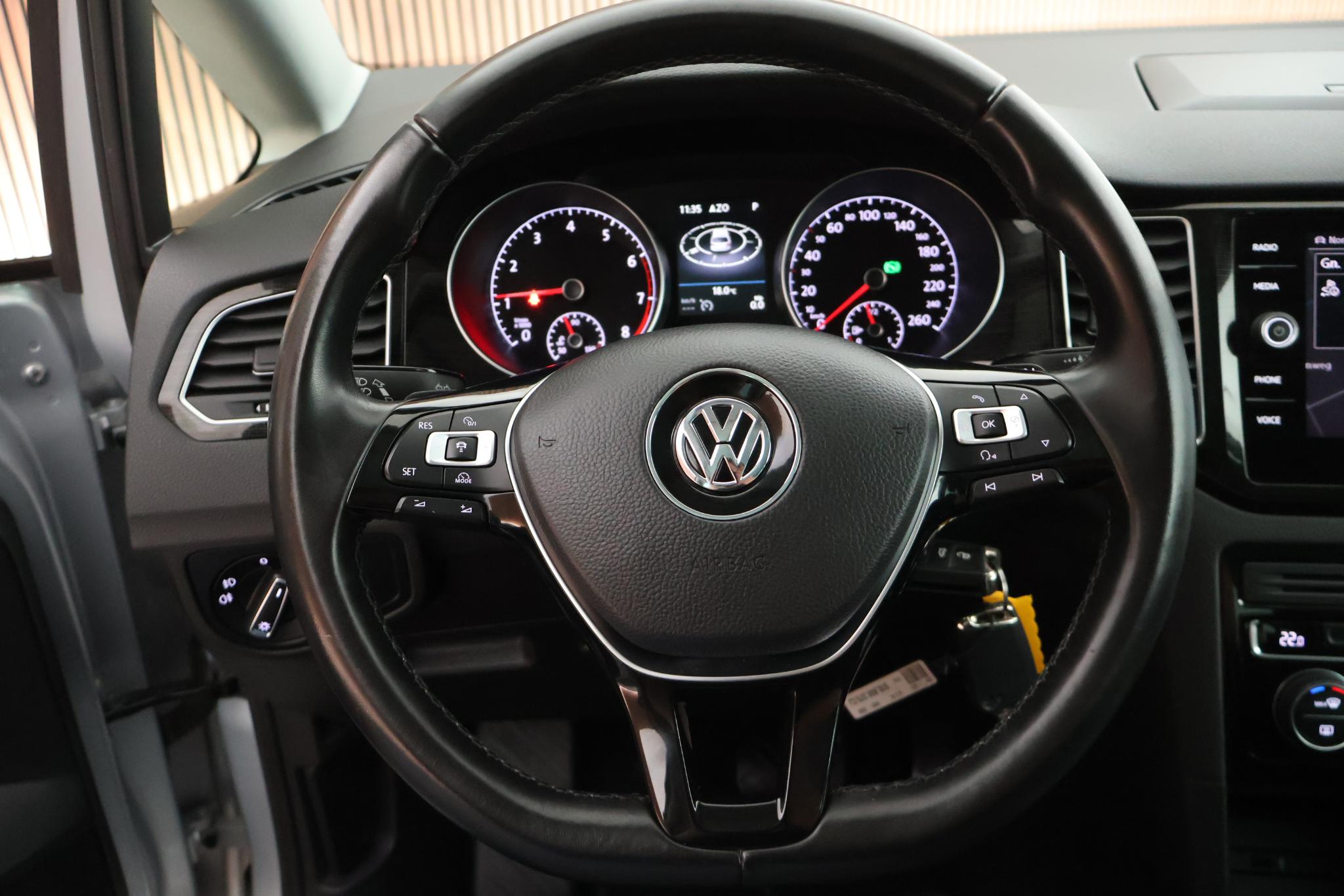 Foto van Volkswagen Golf Sportsvan