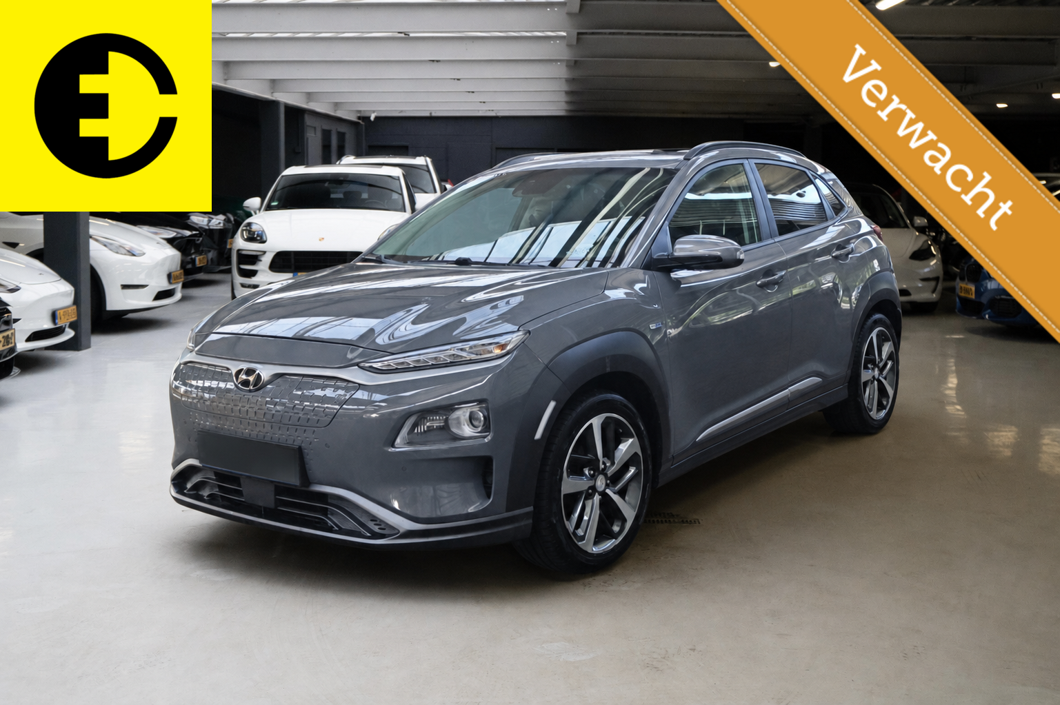 Hyundai Kona EV Premium 64 kWh | SOH 89,6% | Stoelverkoeling | Adaptive cruise control 2019 - voorkant