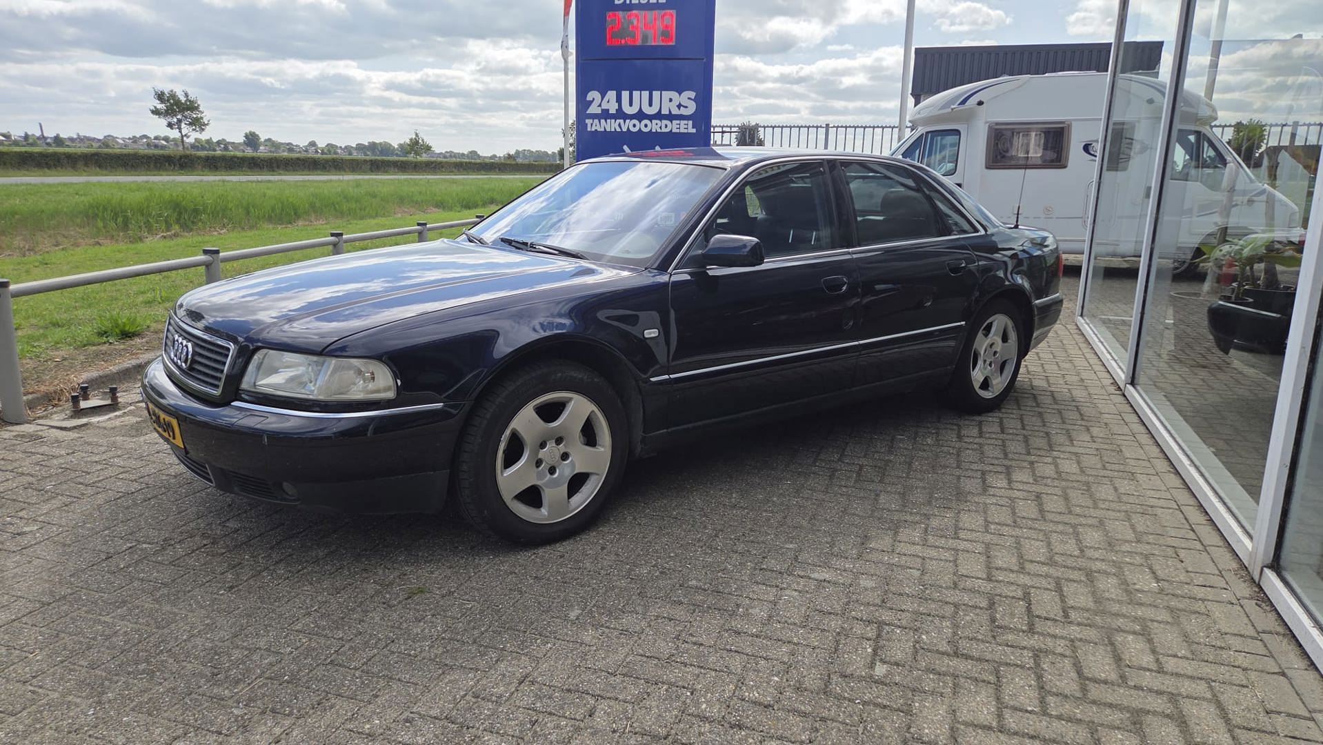 Foto van Audi 4d Audi A8