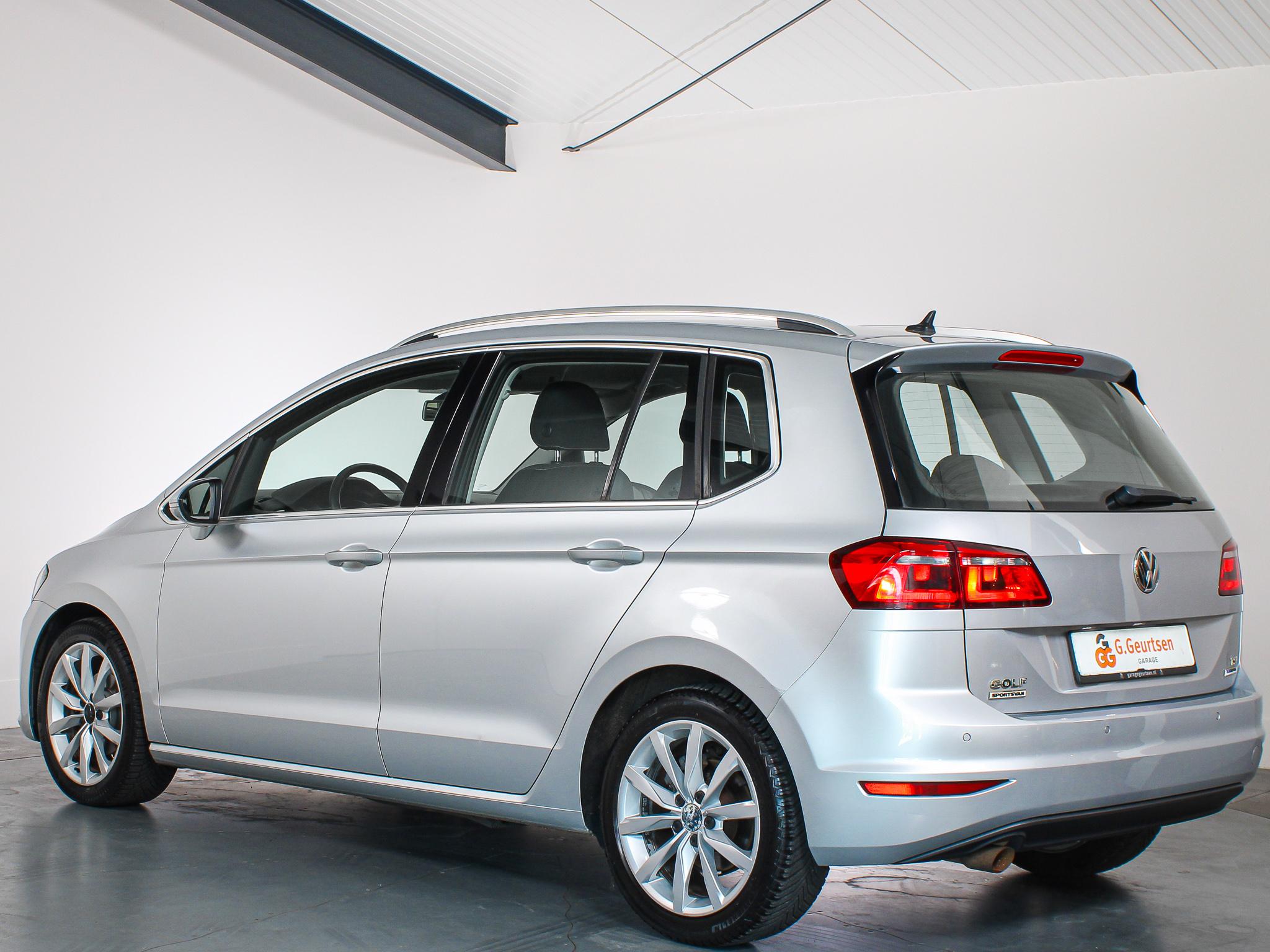 Foto van Volkswagen Golf Sportsvan