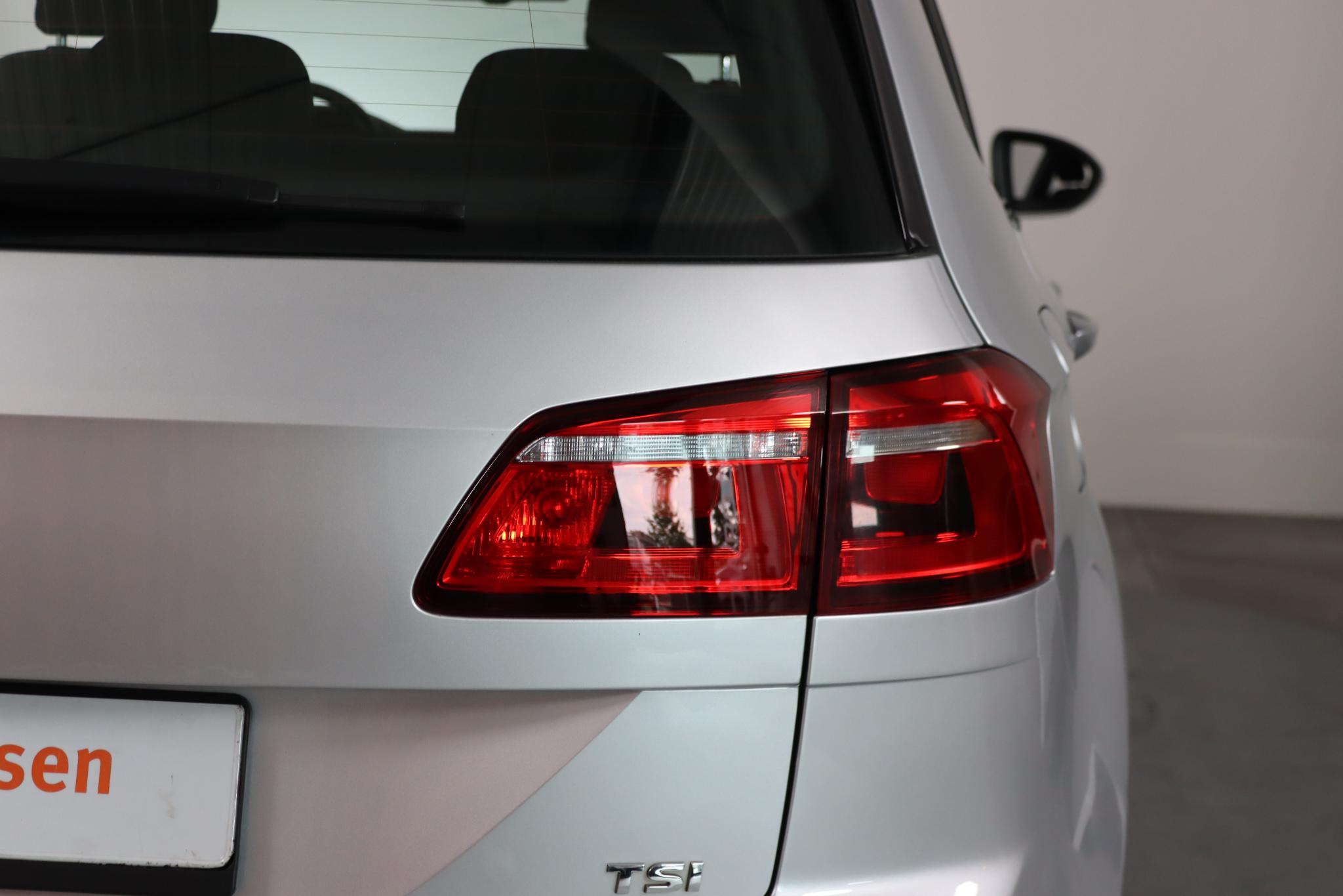 Foto van Volkswagen Golf Sportsvan