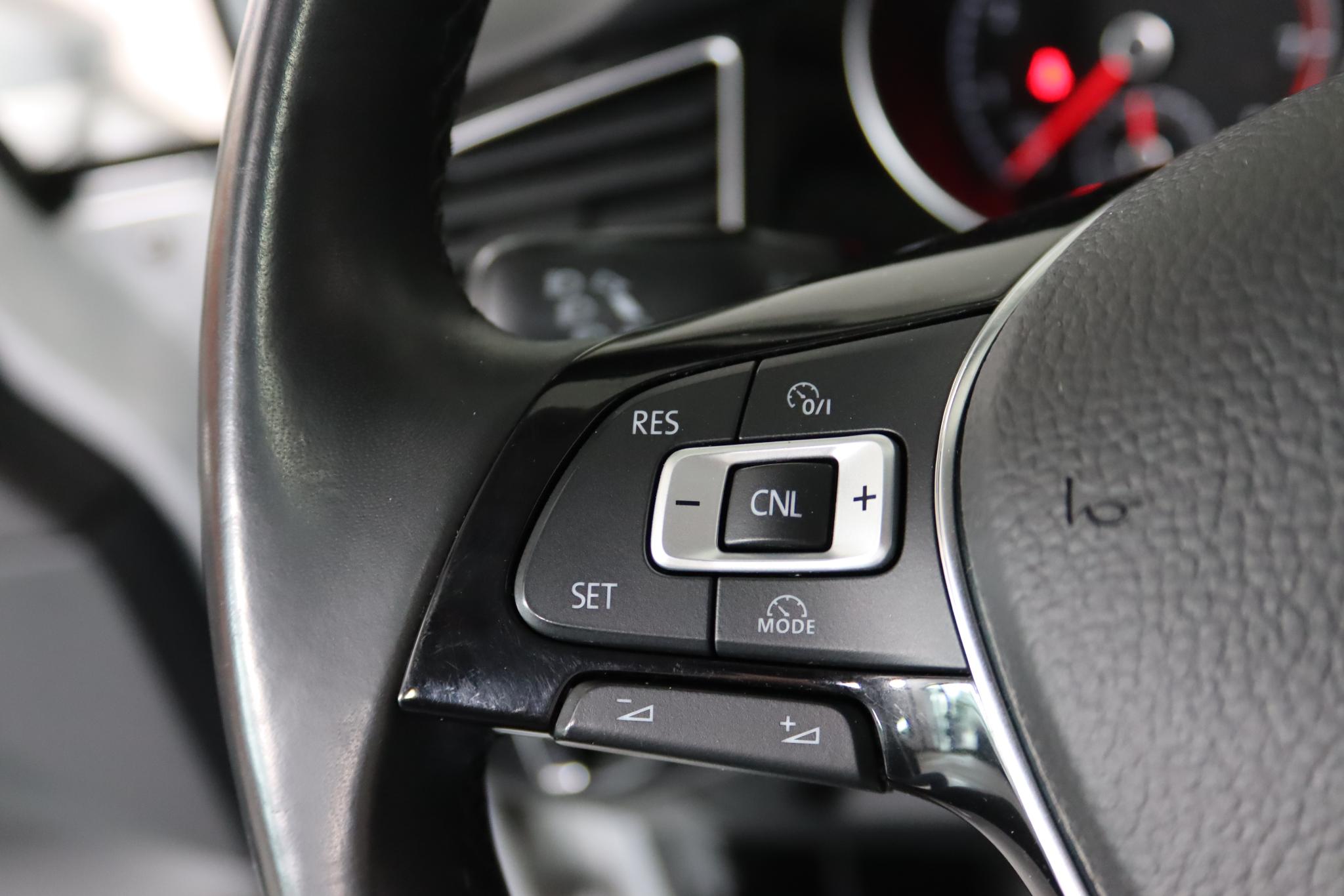 Foto van Volkswagen Golf Sportsvan