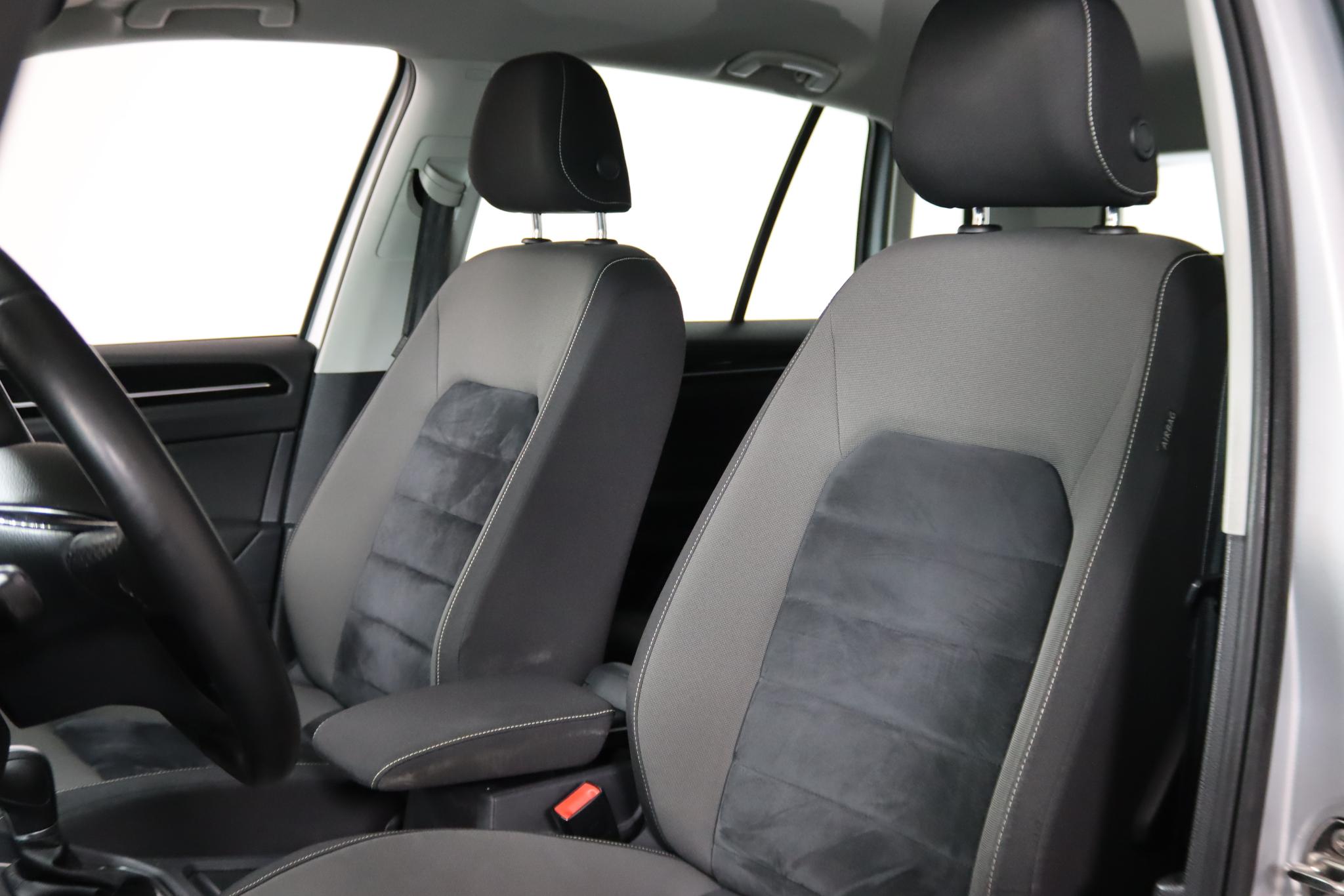 Foto van Volkswagen Golf Sportsvan