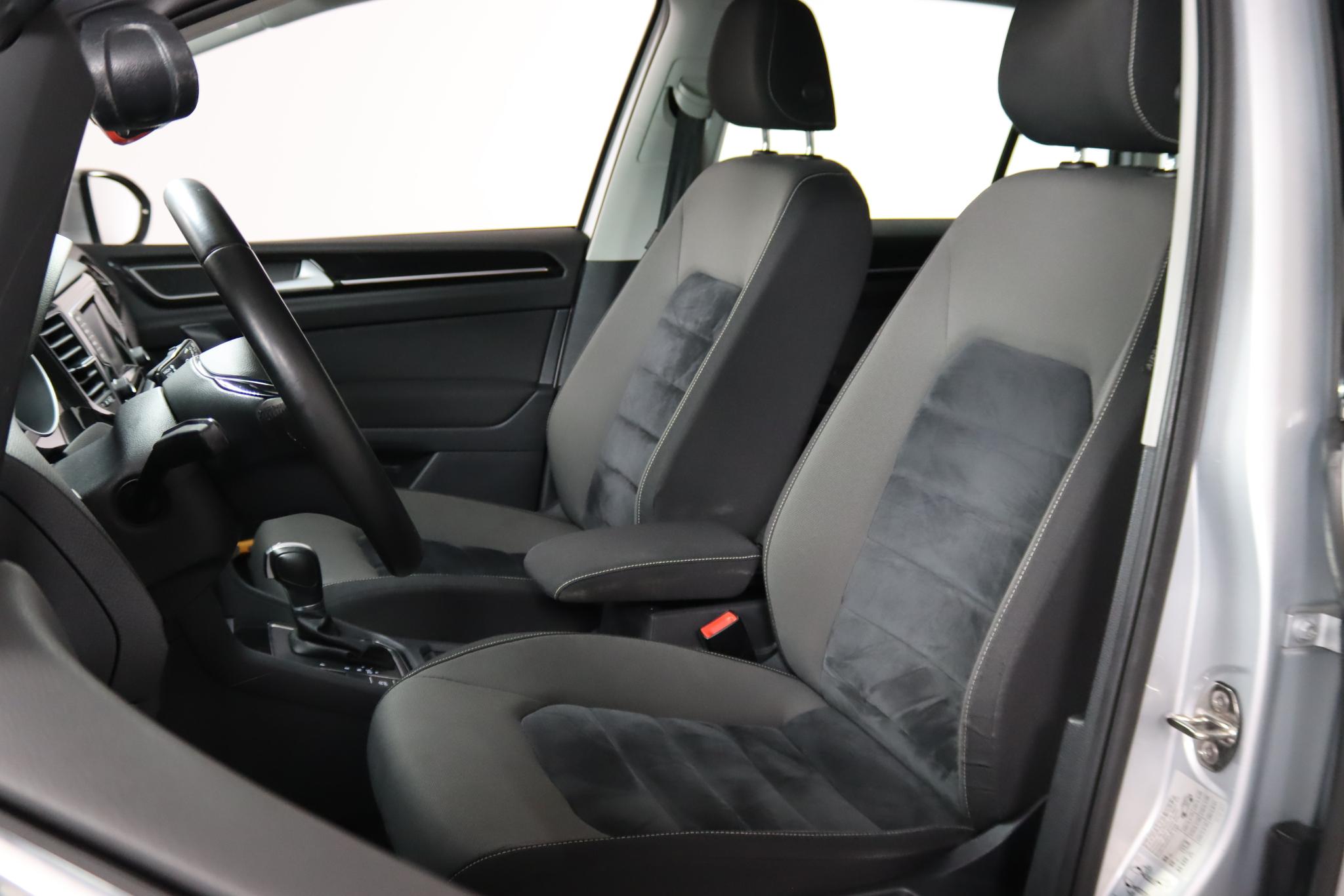 Foto van Volkswagen Golf Sportsvan