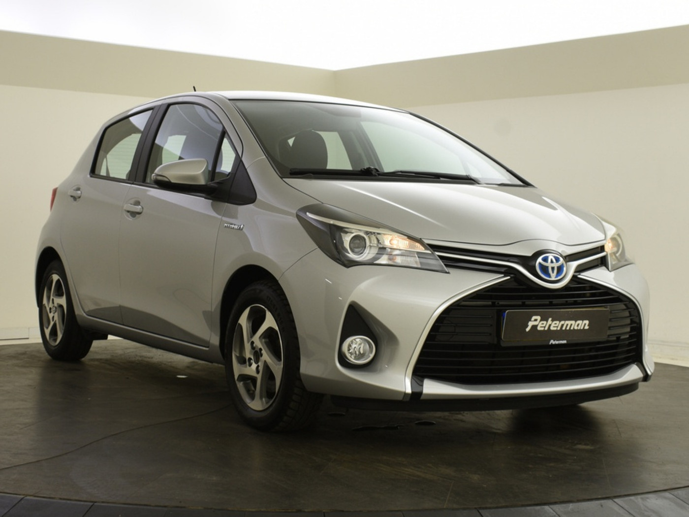 Foto van Toyota Toyota Yaris Hybrid
