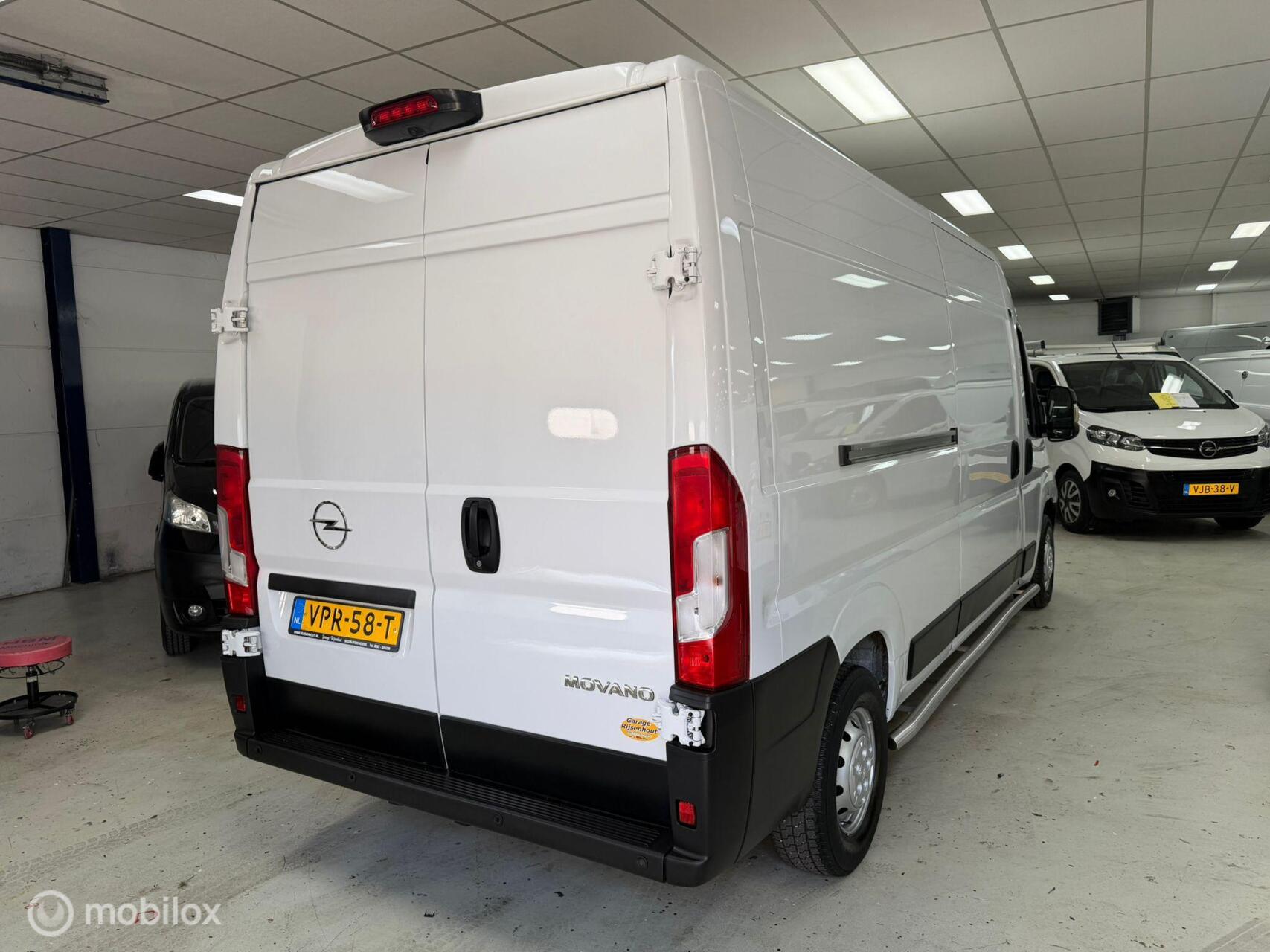 Foto van Opel Movano