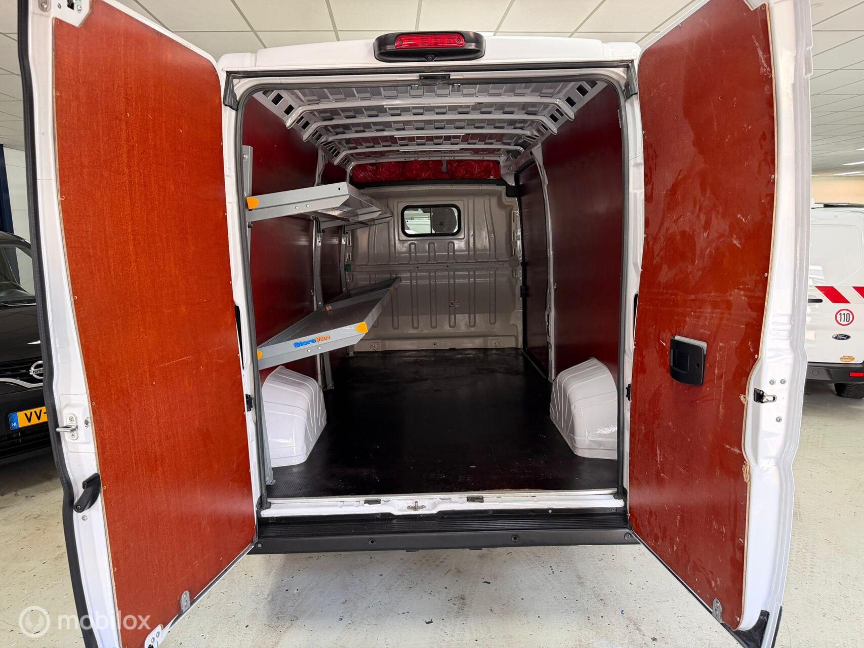 Foto van Opel Movano