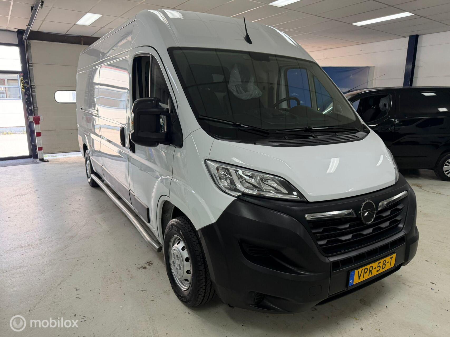 Opel Movano 2.2D 120 L3H3 Edition 128.000 km 2022 - voorkant
