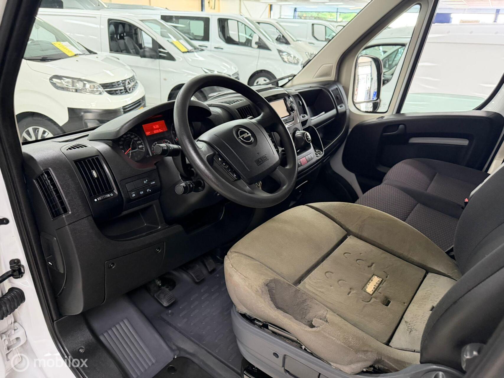 Foto van Opel Movano