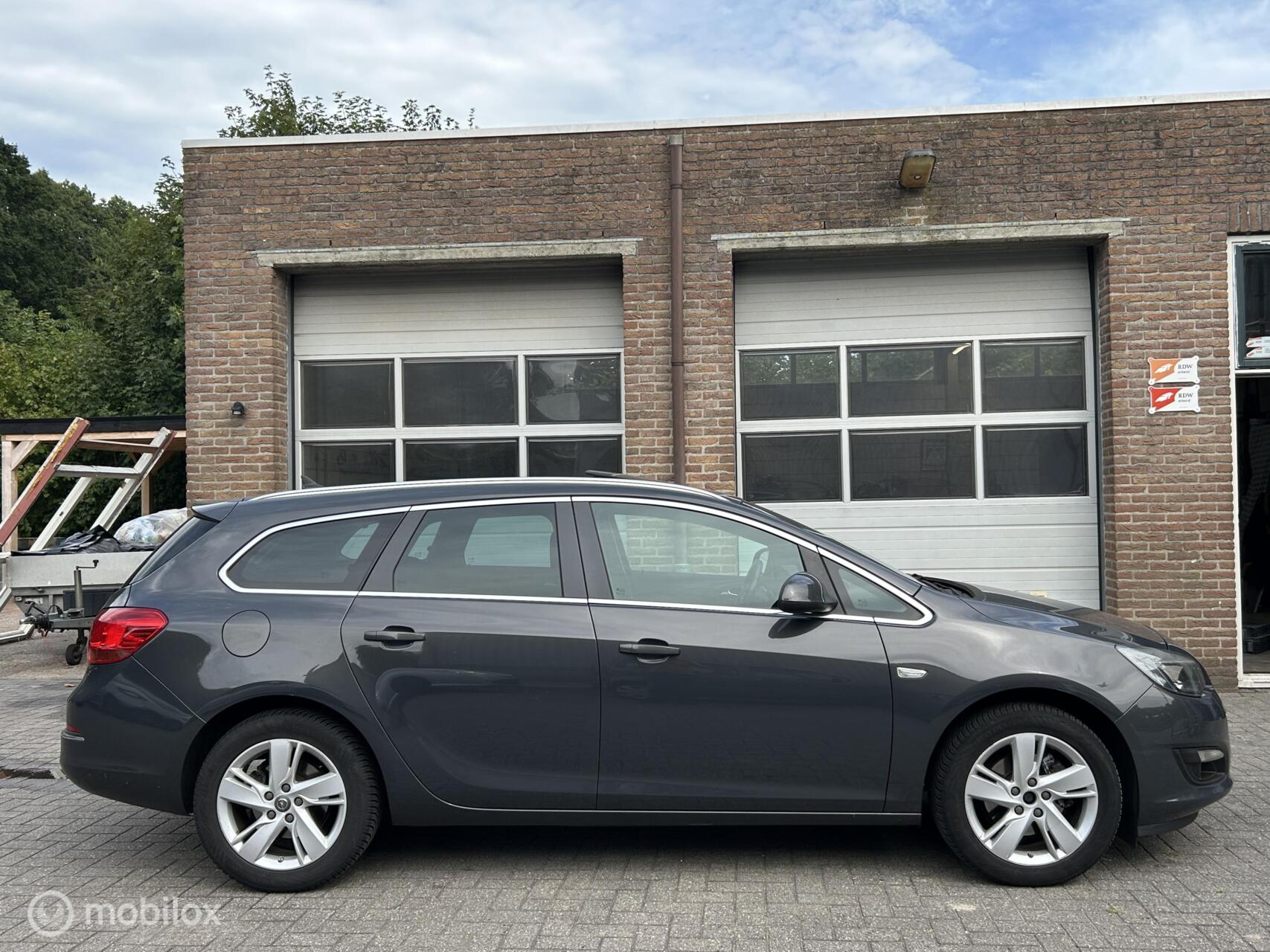 Foto van Opel Astra Sports Tourer