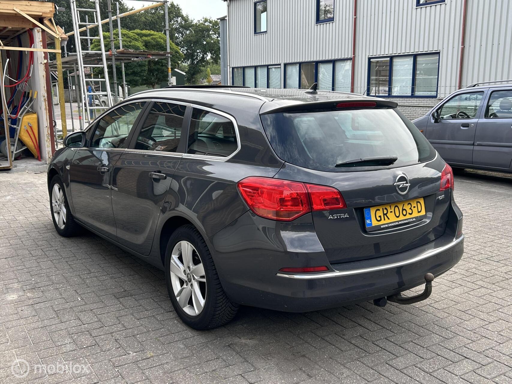 Foto van Opel Astra Sports Tourer
