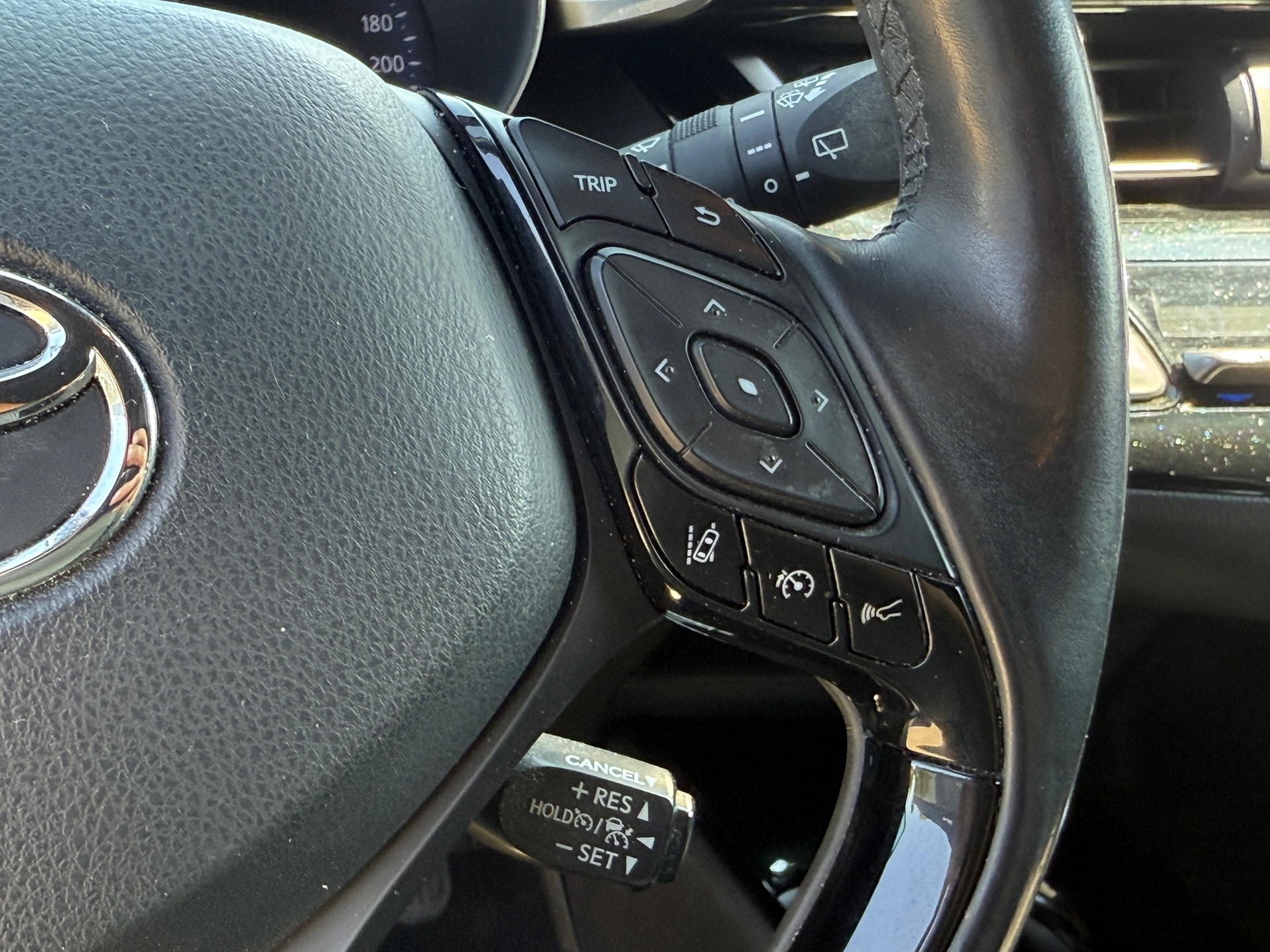 Foto van Toyota Toyota C-hr