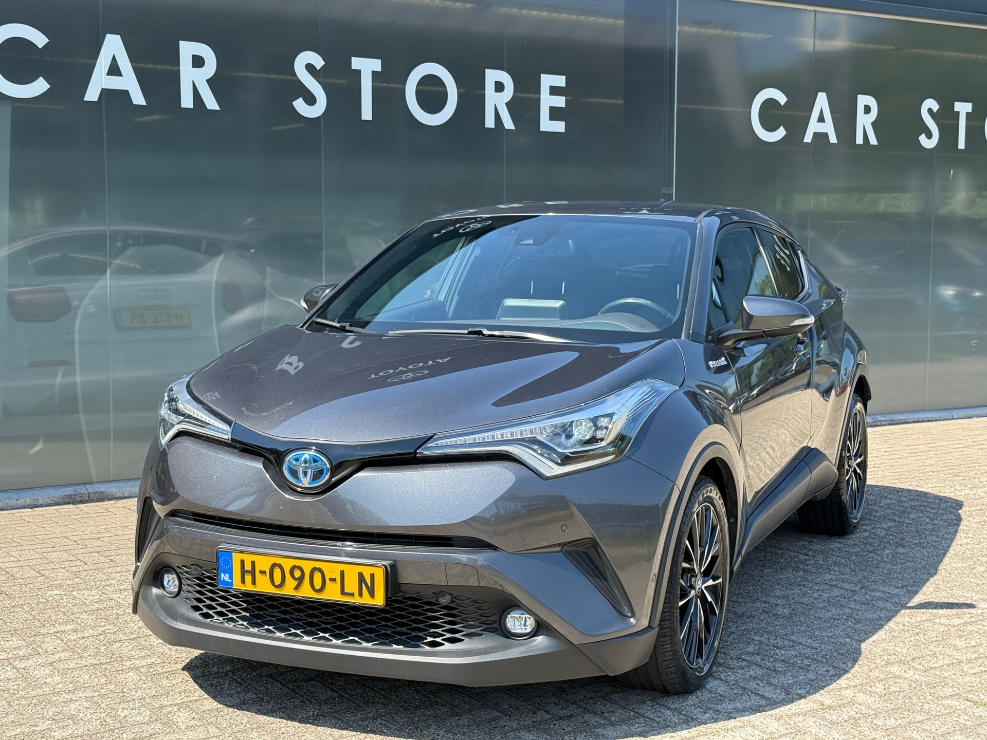Foto van Toyota Toyota C-hr