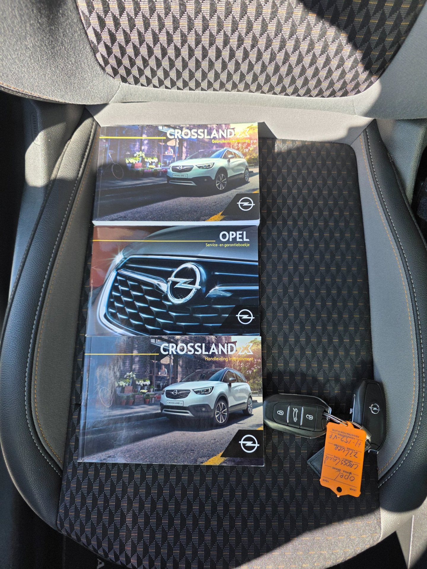 Foto van Opel Crossland X