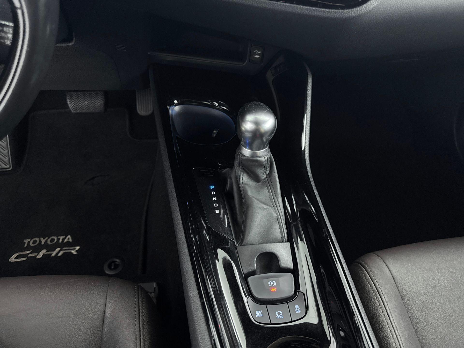 Foto van Toyota Toyota C-hr