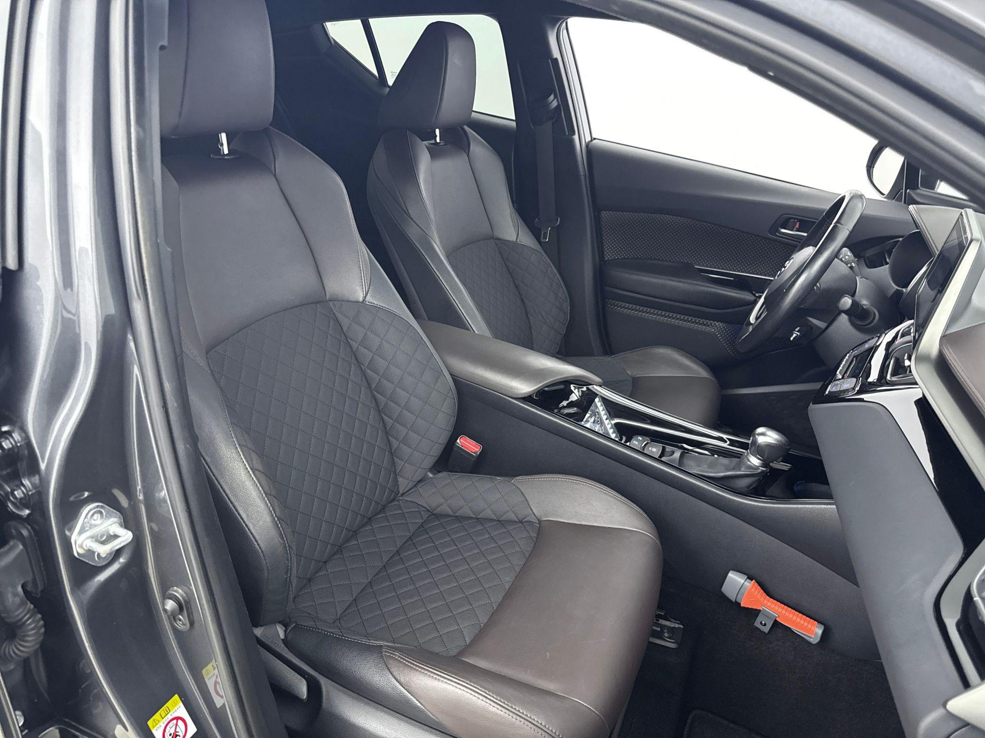 Foto van Toyota Toyota C-hr