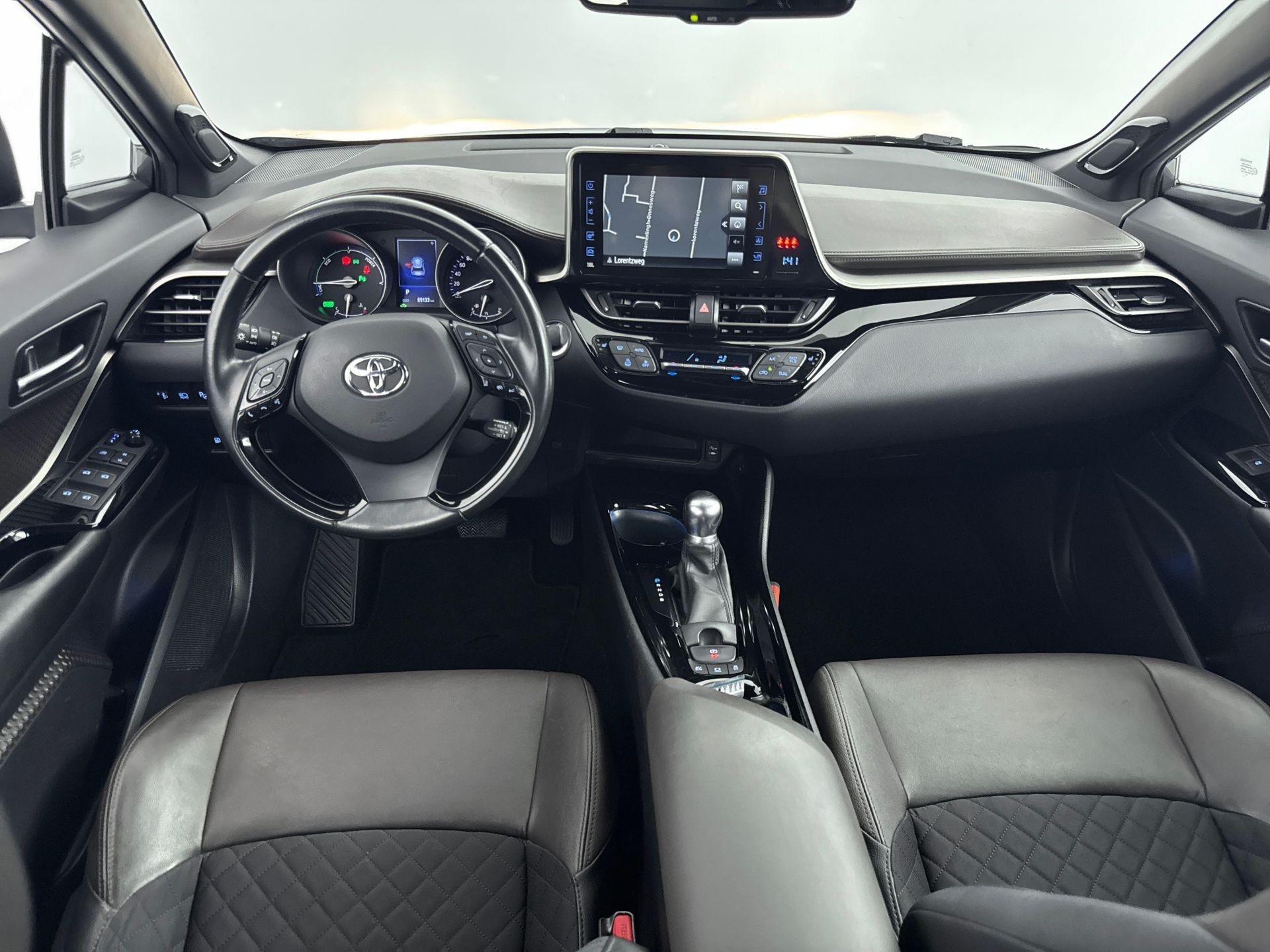 Foto van Toyota Toyota C-hr
