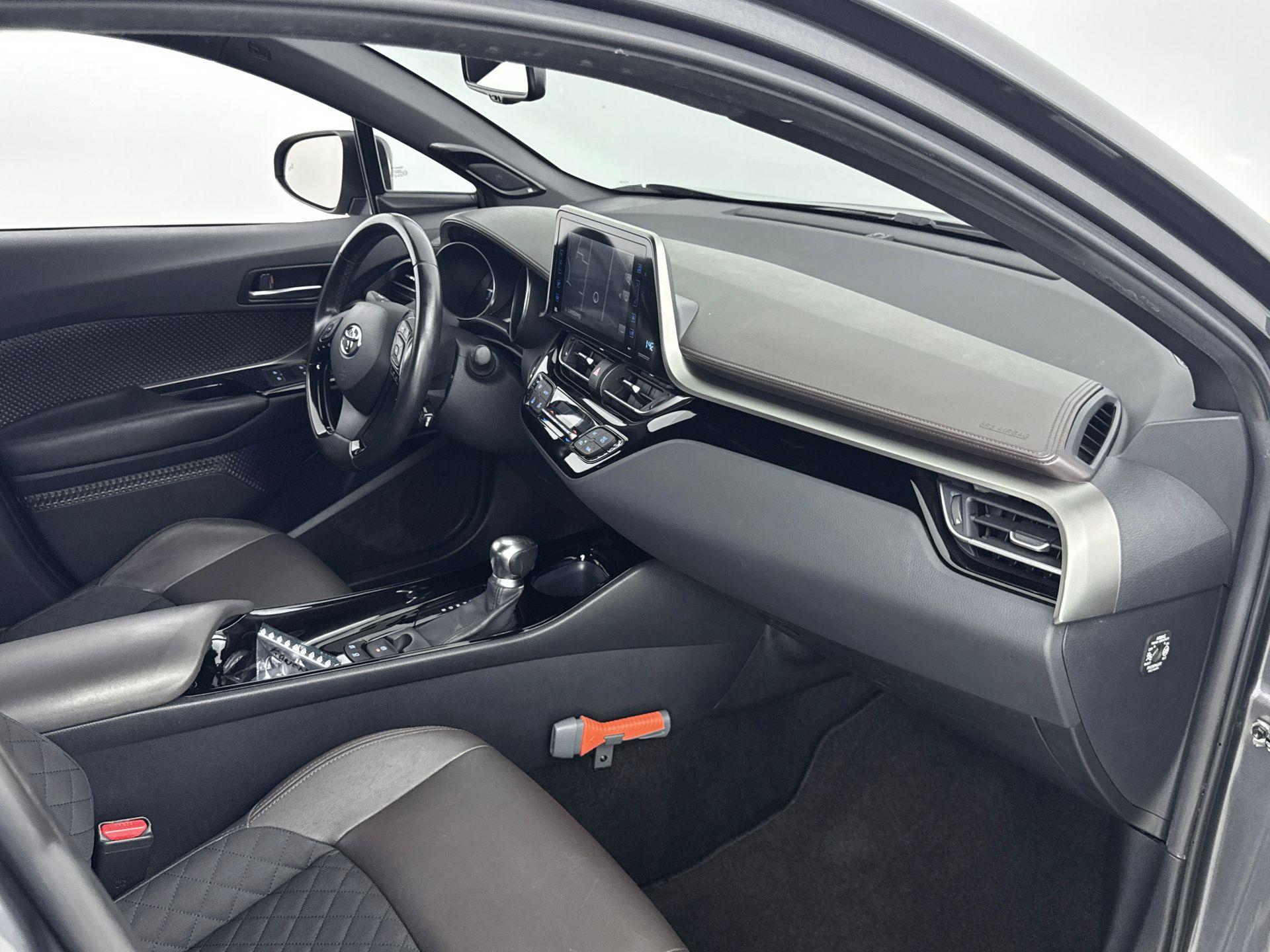 Foto van Toyota Toyota C-hr