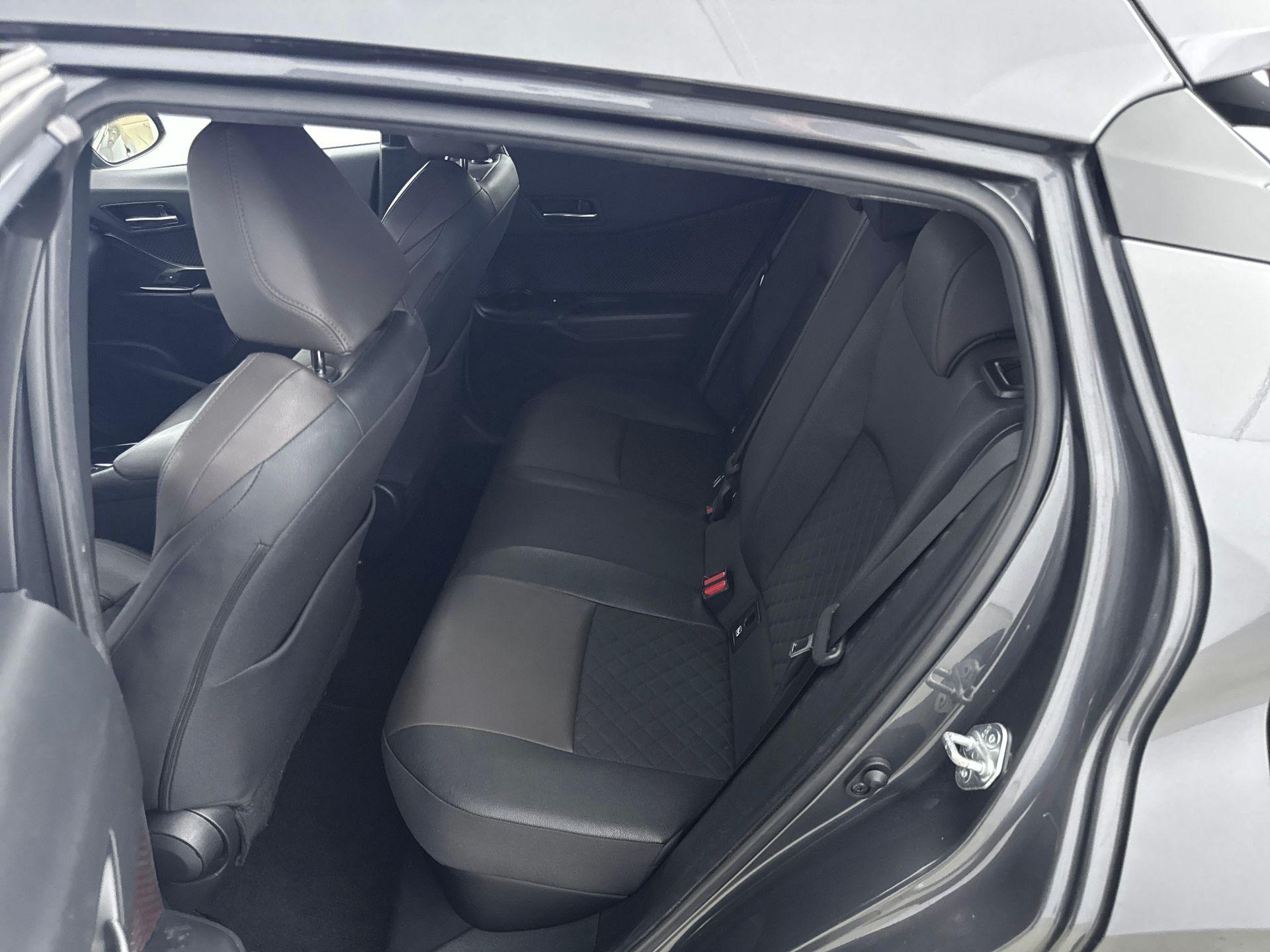 Foto van Toyota Toyota C-hr