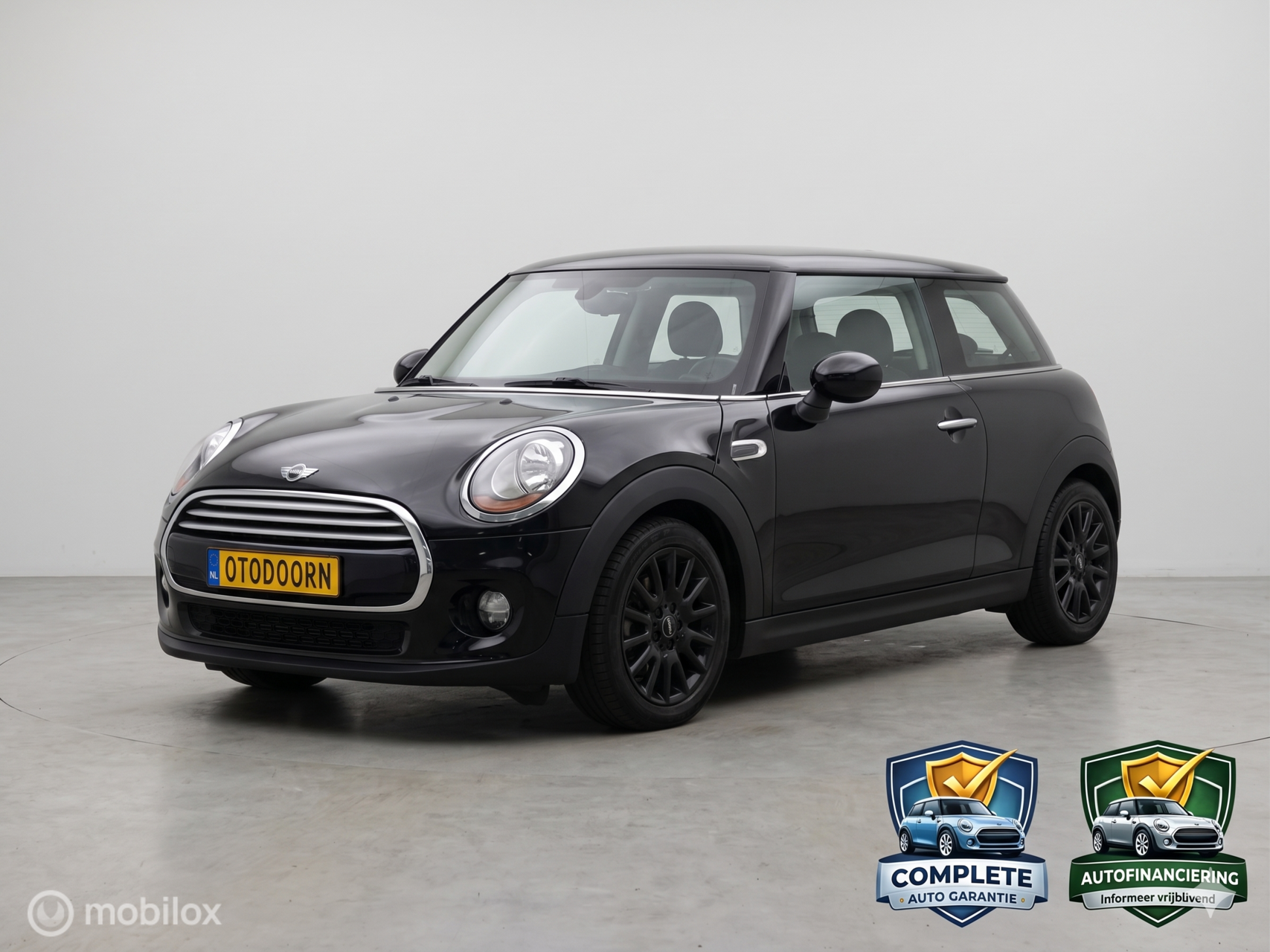 Mini Cooper 1.5 Cooper Business 2014 - voorkant