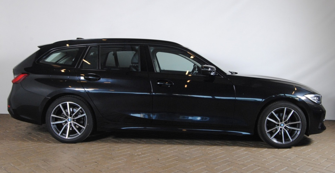Foto van BMW 320i